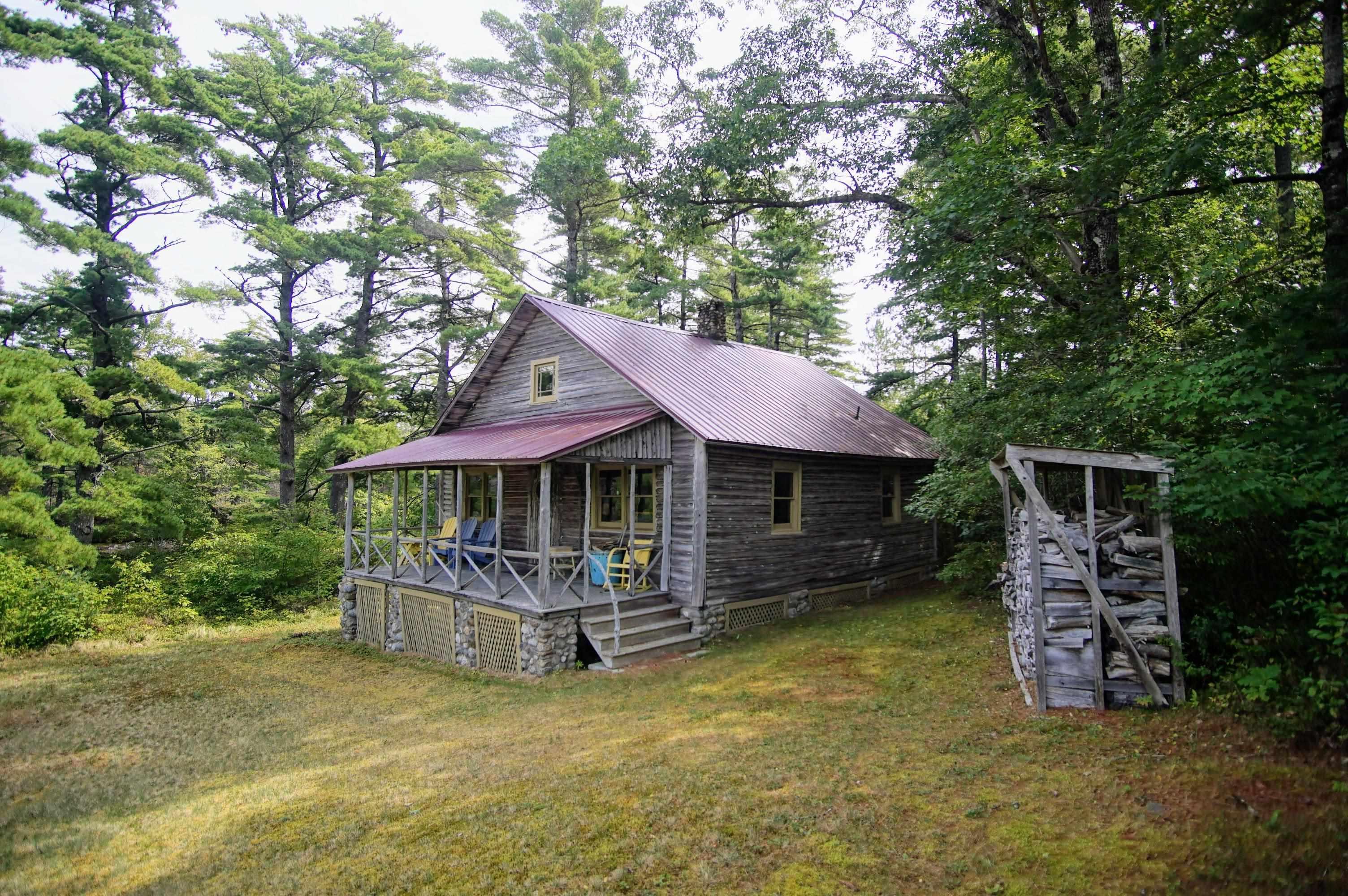 $1,850,000.00: 1628 Upper Clyde Road, Clyde River