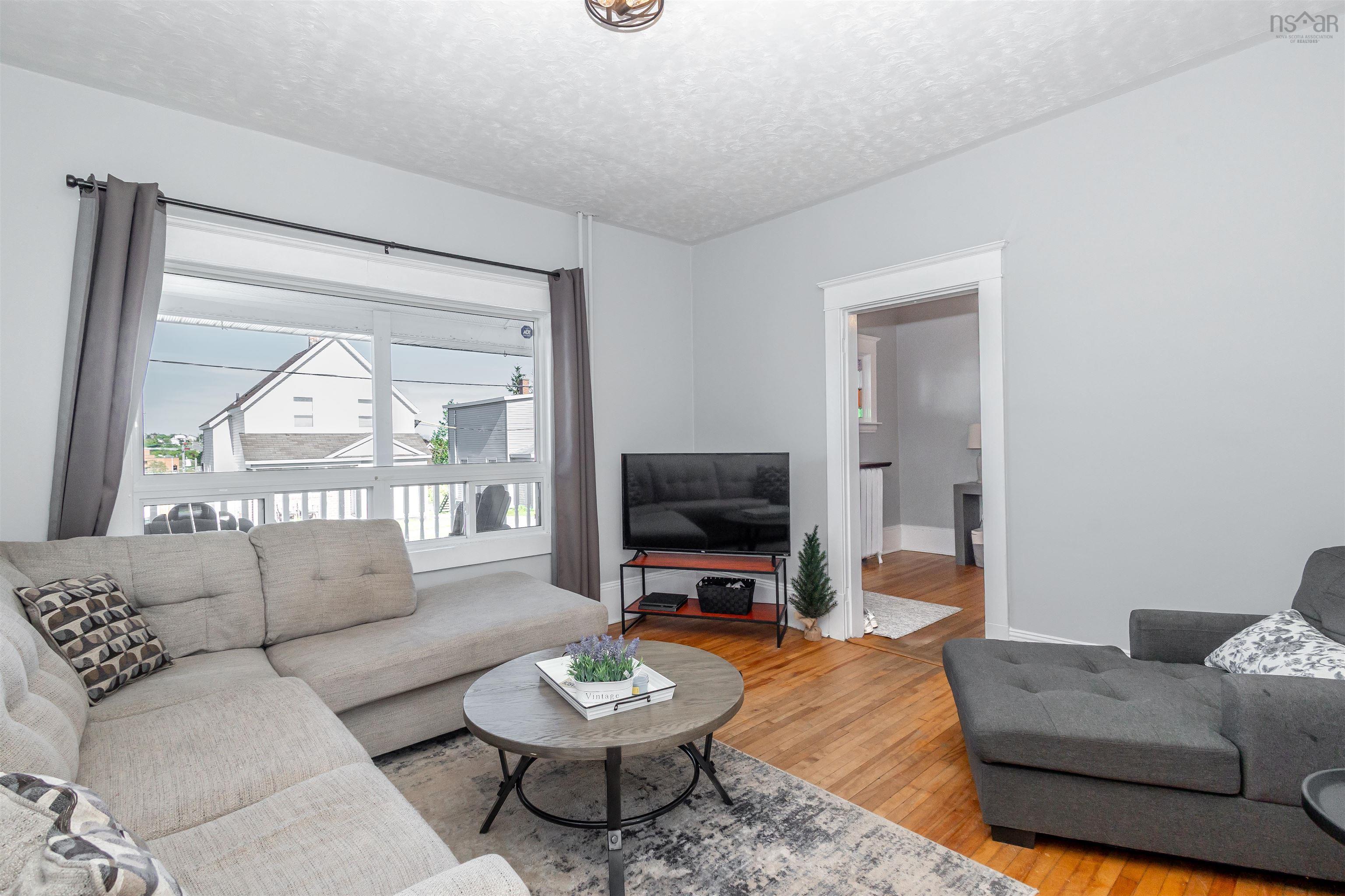 $309,900.00: 21 CAMERON Street, Whitney Pier