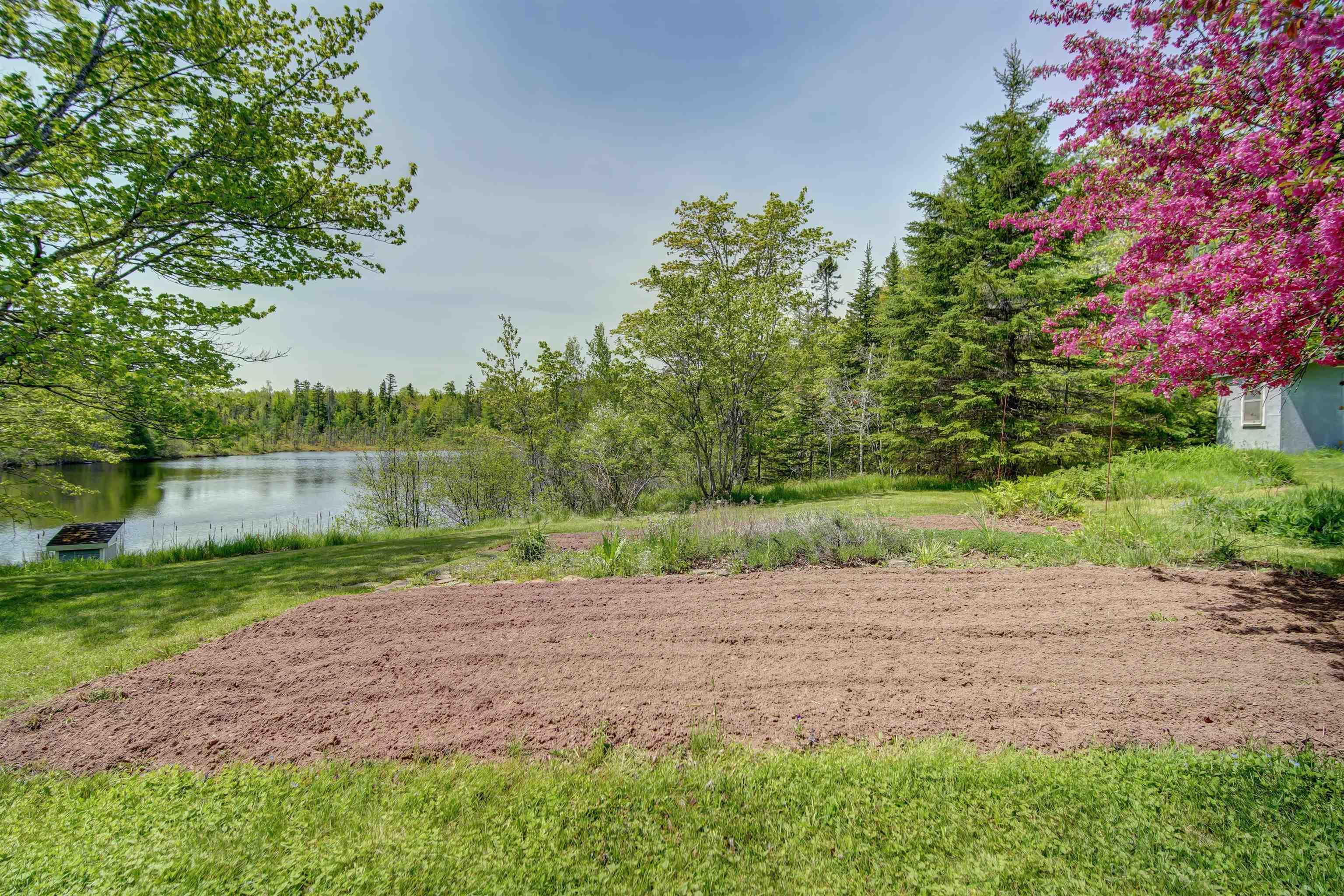 $429,900.00: 99 Gloria Lane, Carrolls Corner