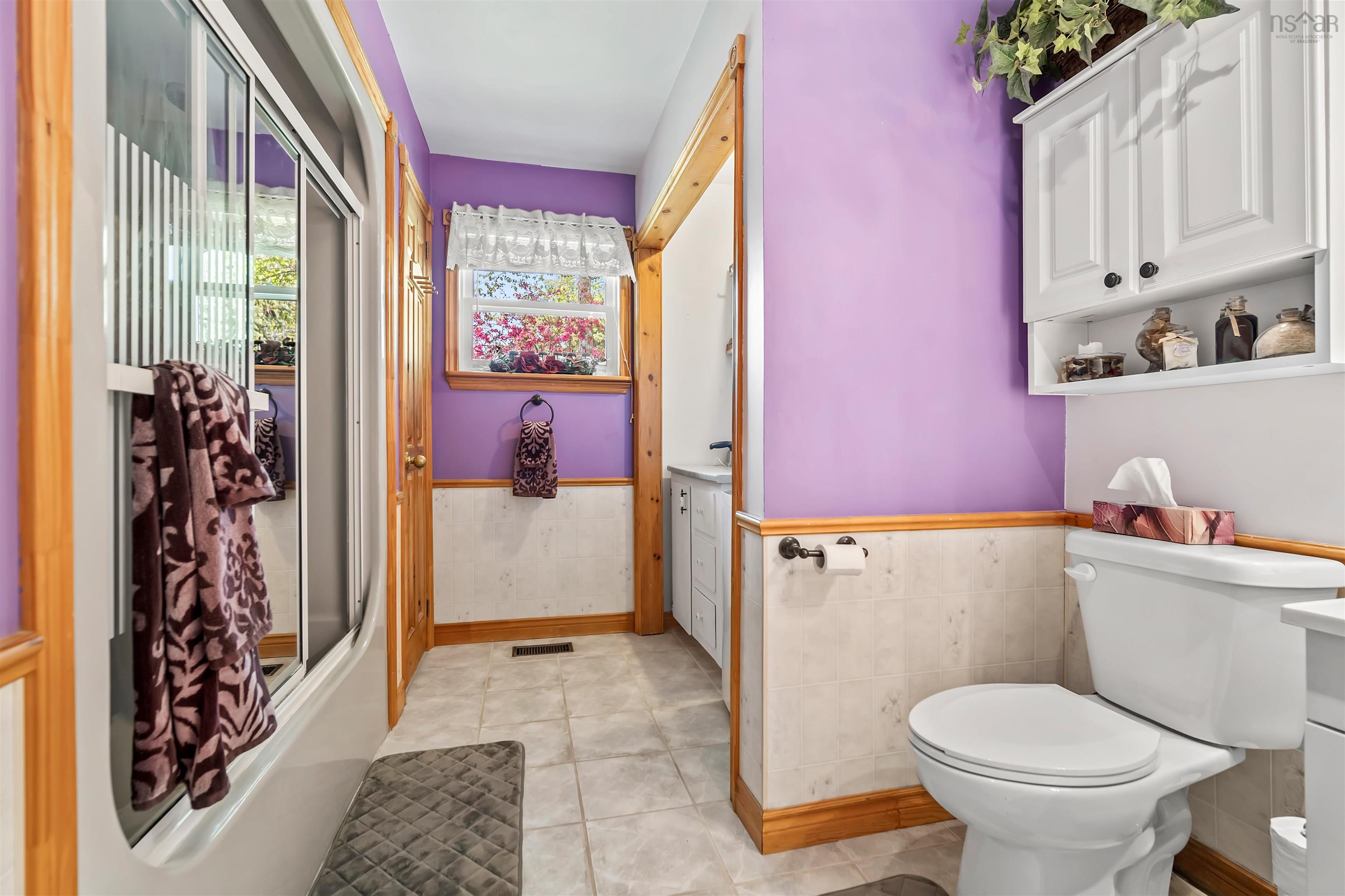 $429,900.00: 99 Gloria Lane, Carrolls Corner