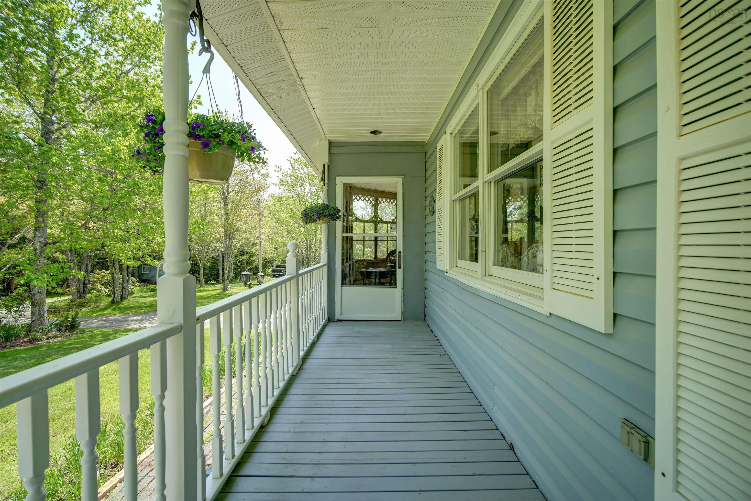 $429,900.00: 99 Gloria Lane, Carrolls Corner