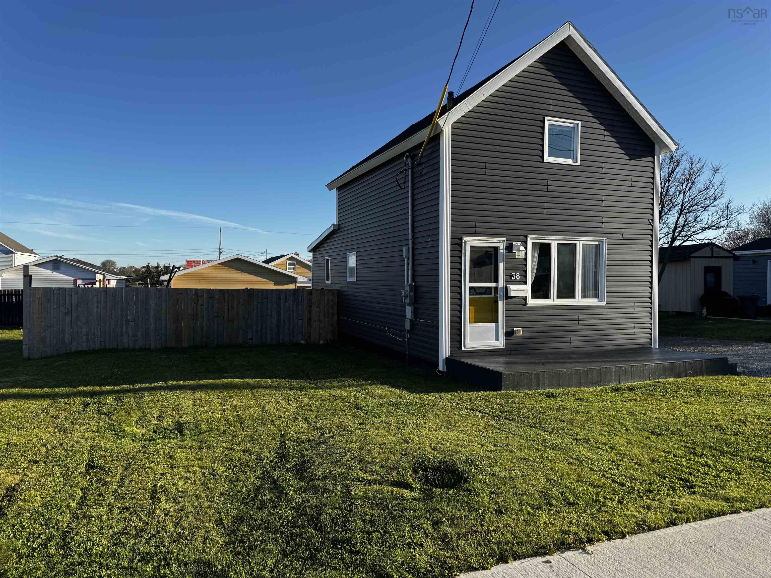 $158,000.00: 38 Hay Street, Glace Bay