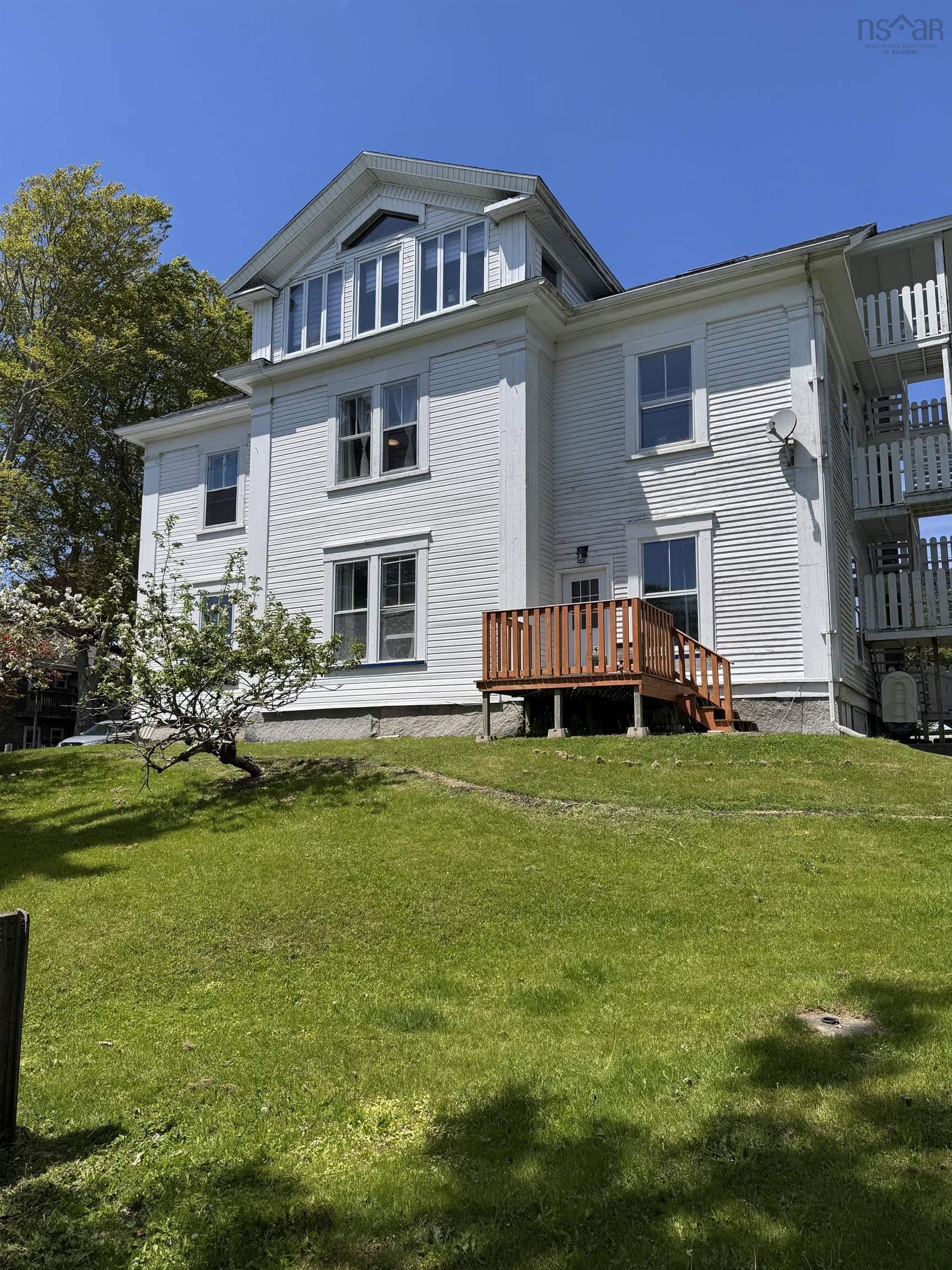 $685,000.00: 6 Chipman Lane, Yarmouth