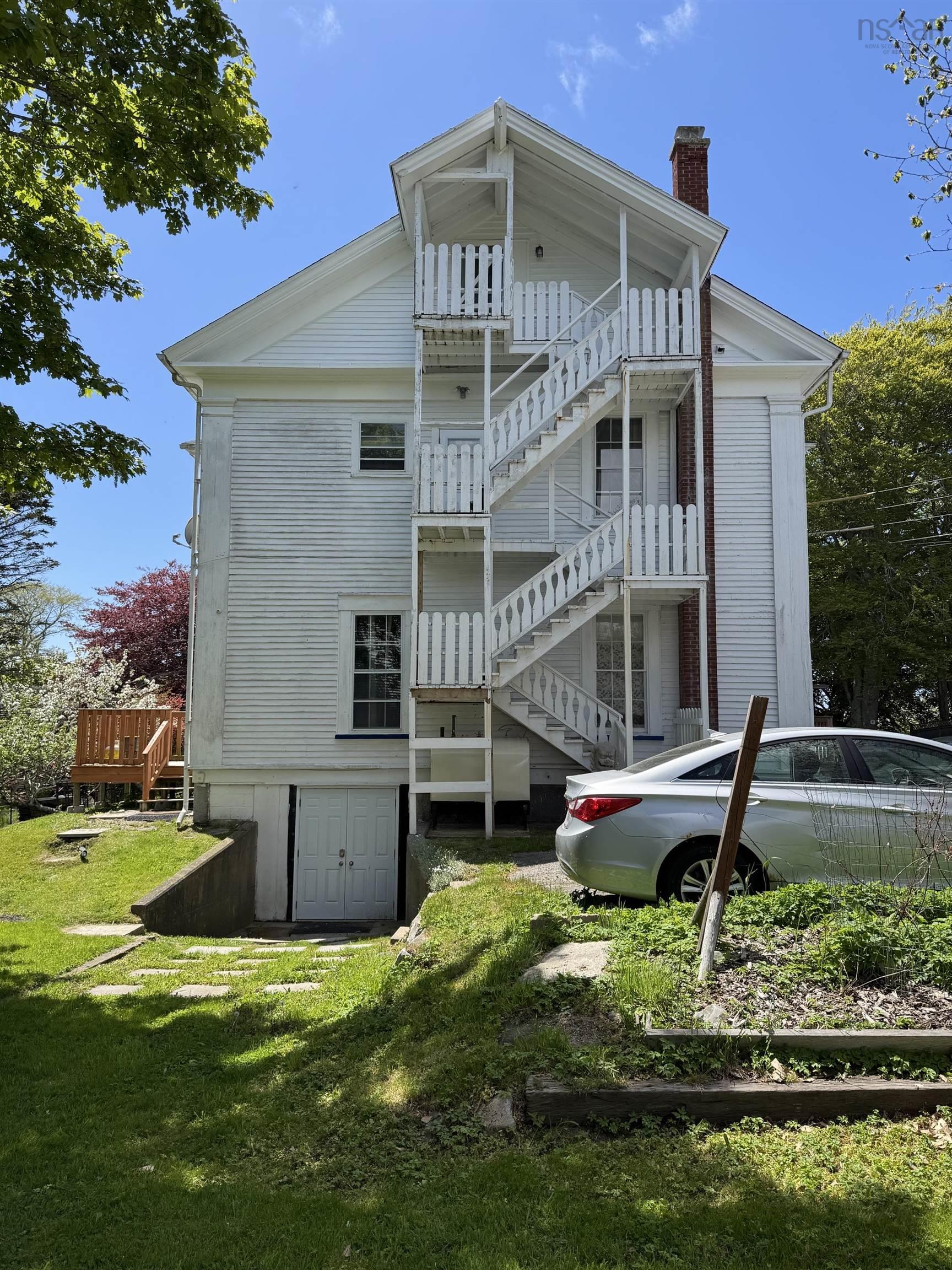 $685,000.00: 6 Chipman Lane, Yarmouth