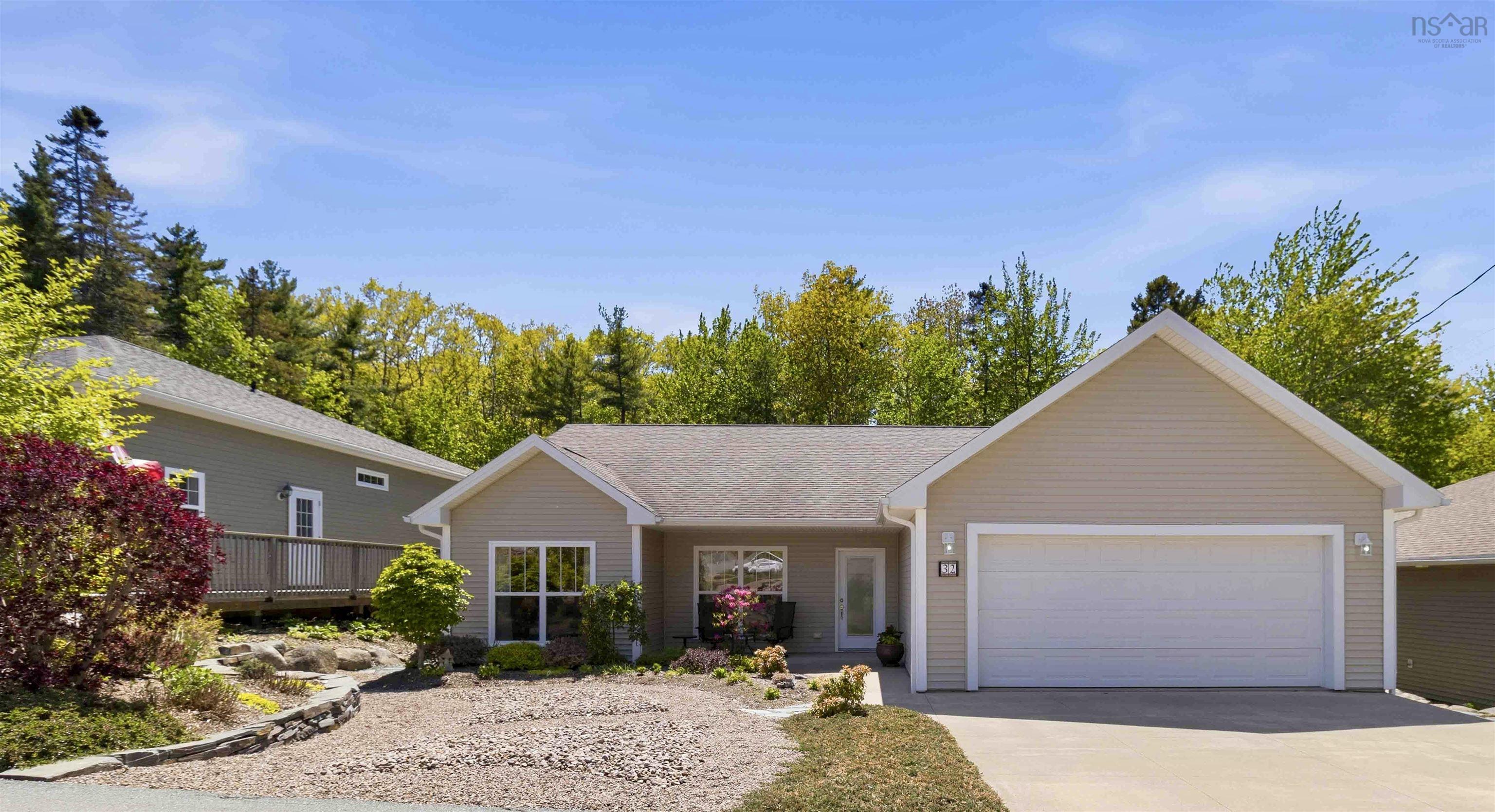 $549,000.00: 32 Roundhouse Drive, Bridgewater