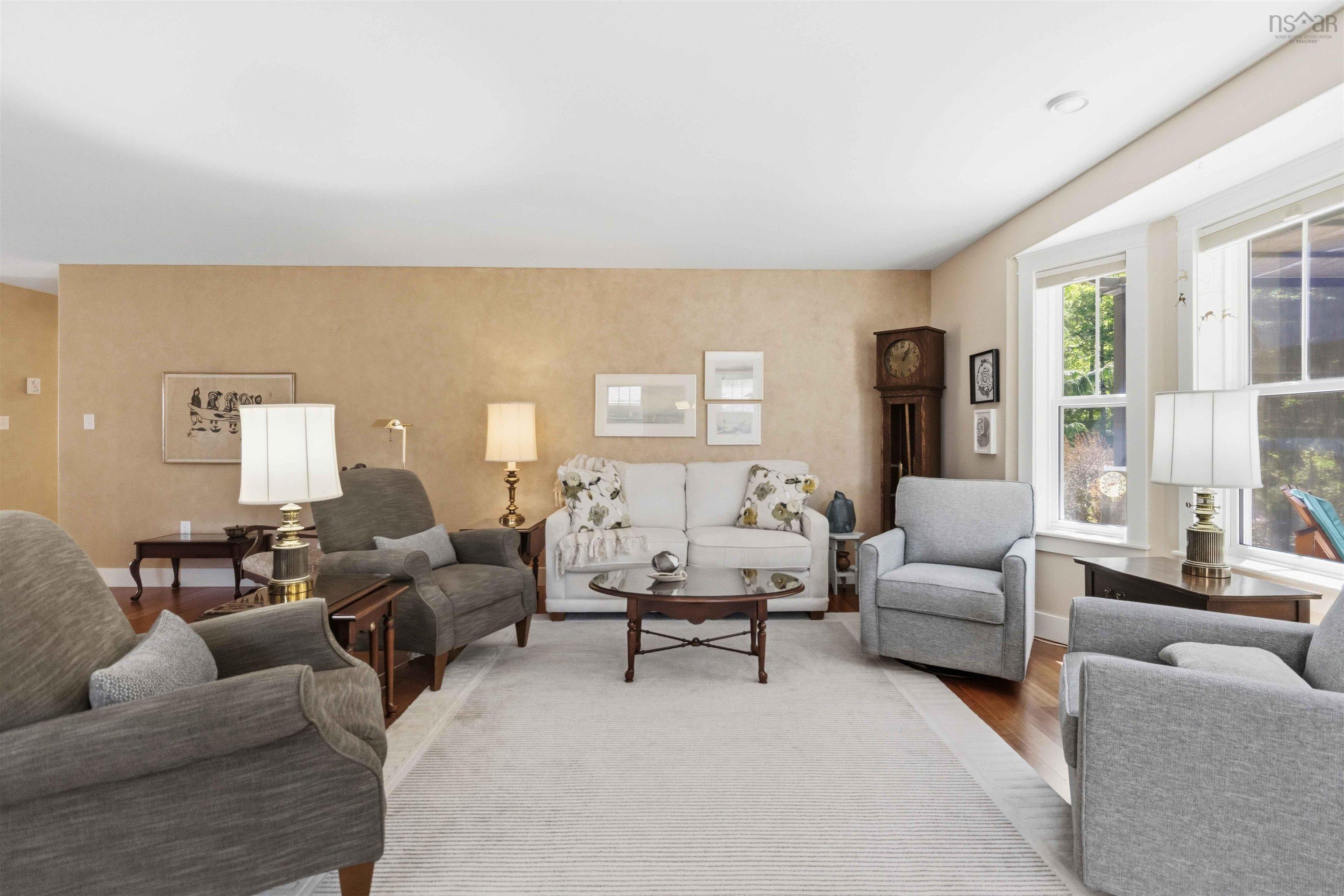 $549,000.00: 32 Roundhouse Drive, Bridgewater