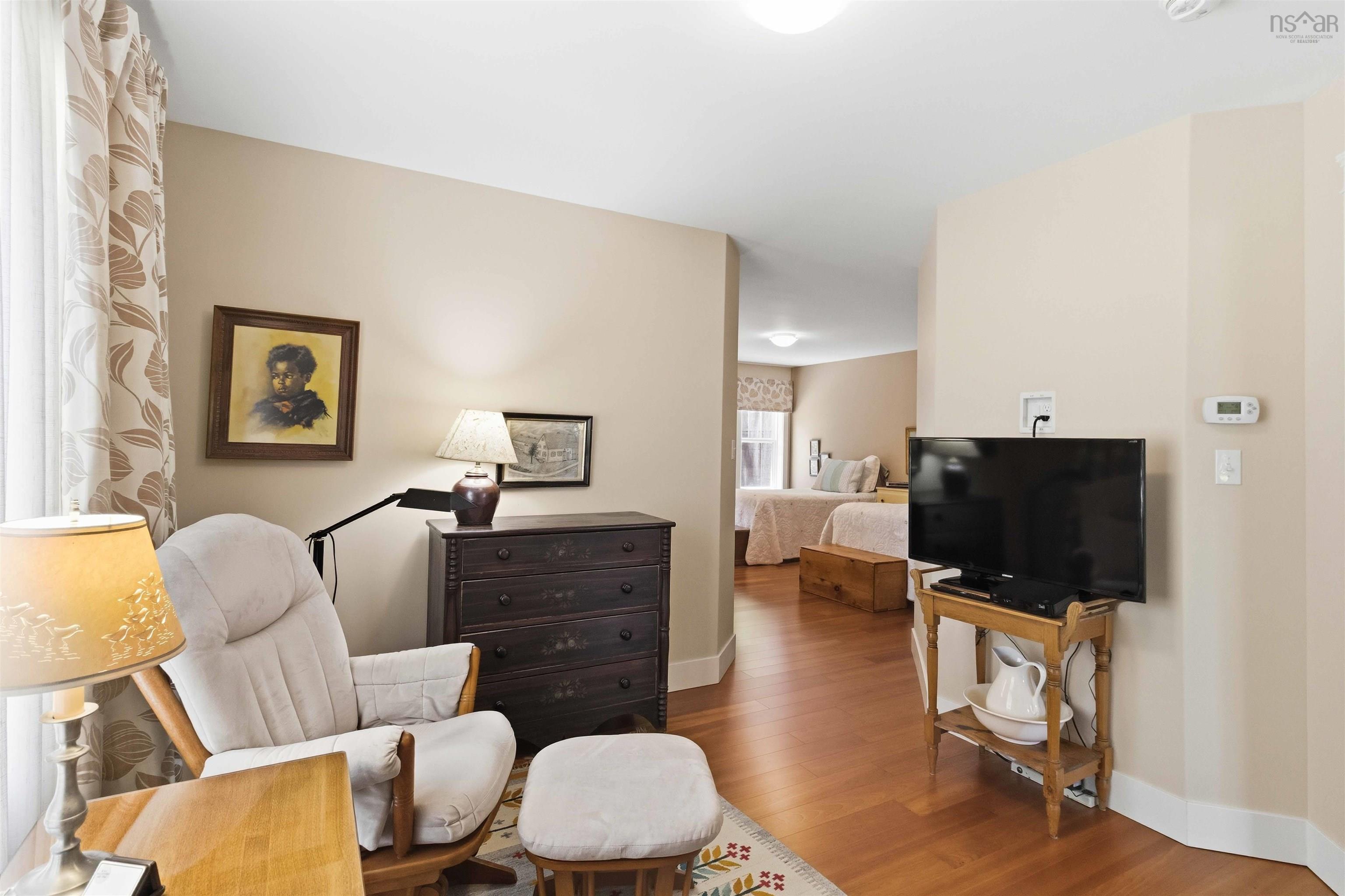 $549,000.00: 32 Roundhouse Drive, Bridgewater