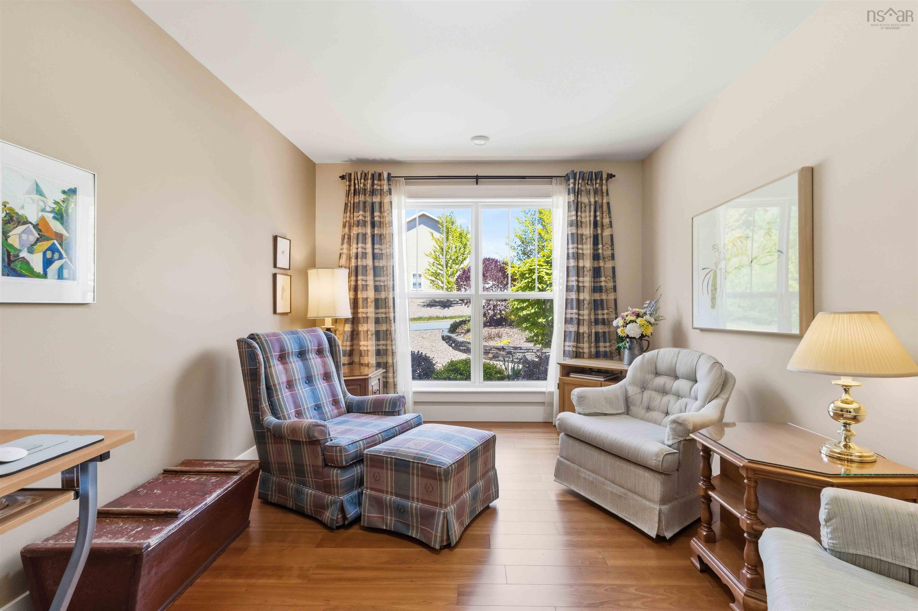 $549,000.00: 32 Roundhouse Drive, Bridgewater