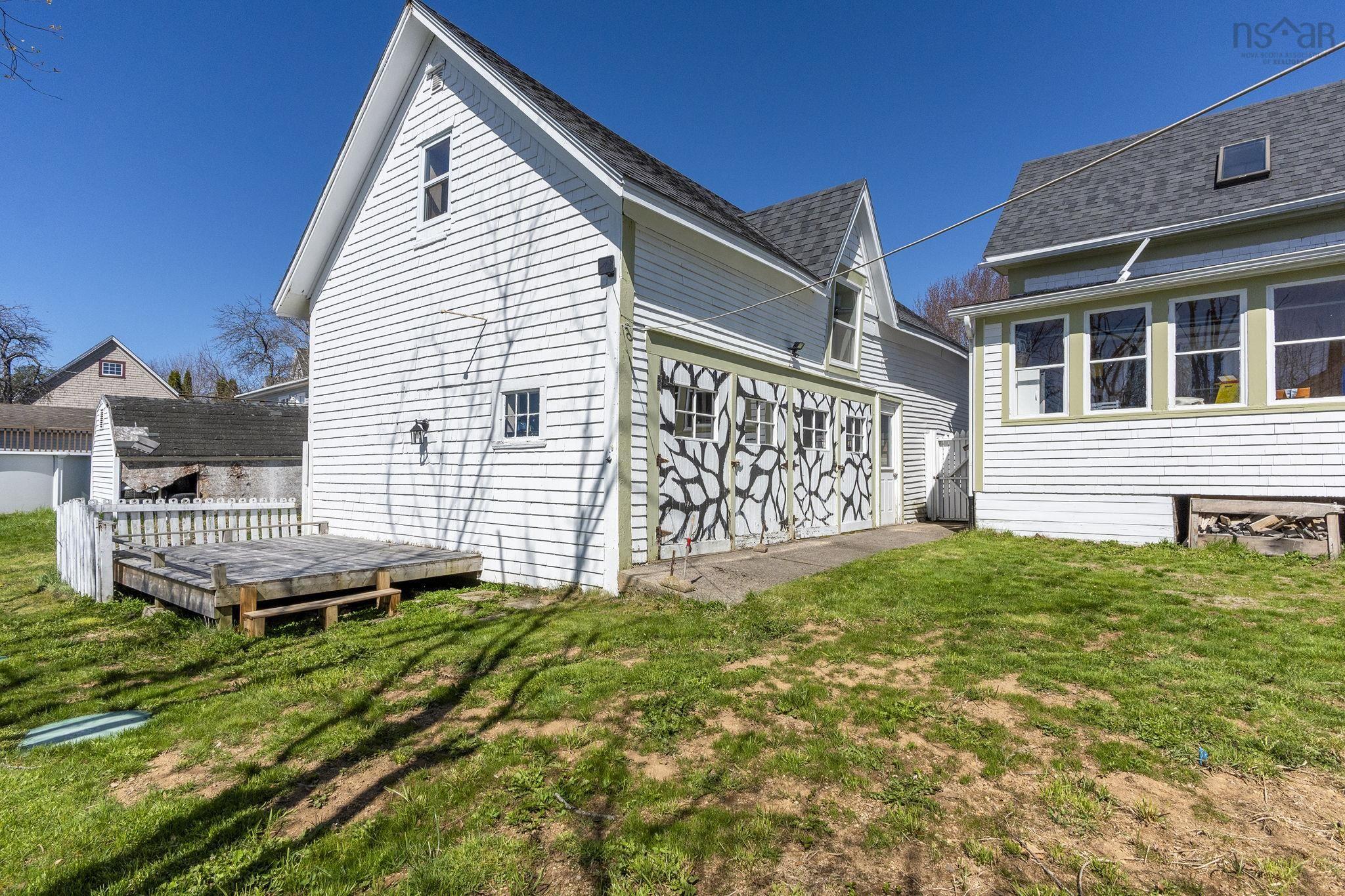$655,000.00: 10352 1 Highway, Paradise
