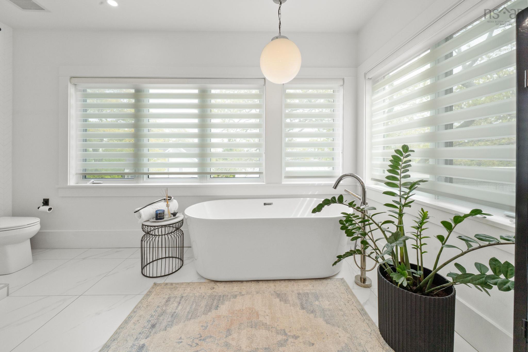 $7,500,000.00: 905 Marlborough Woods, Halifax