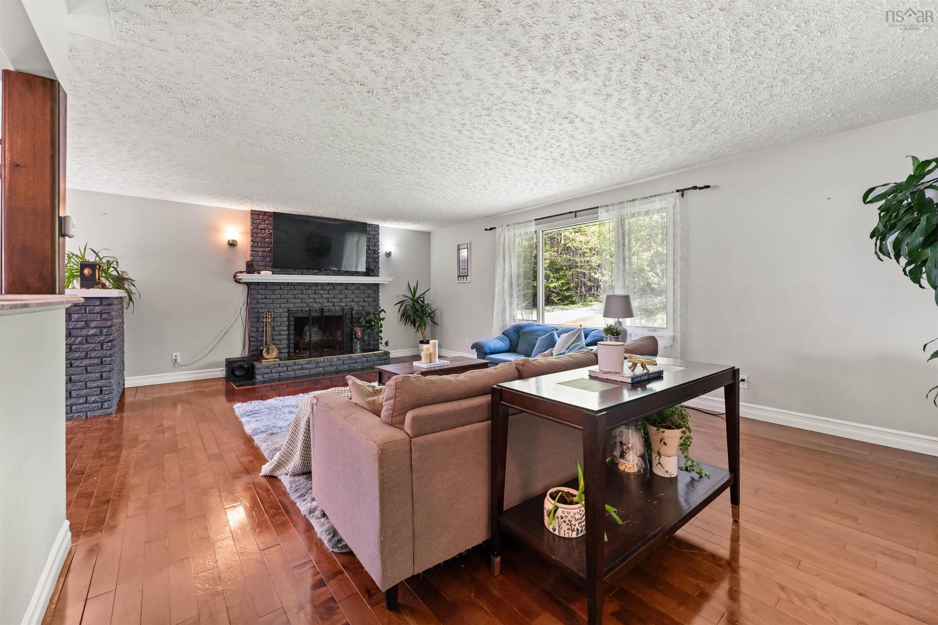 $659,900.00: 660 East Uniacke Road, East Uniacke
