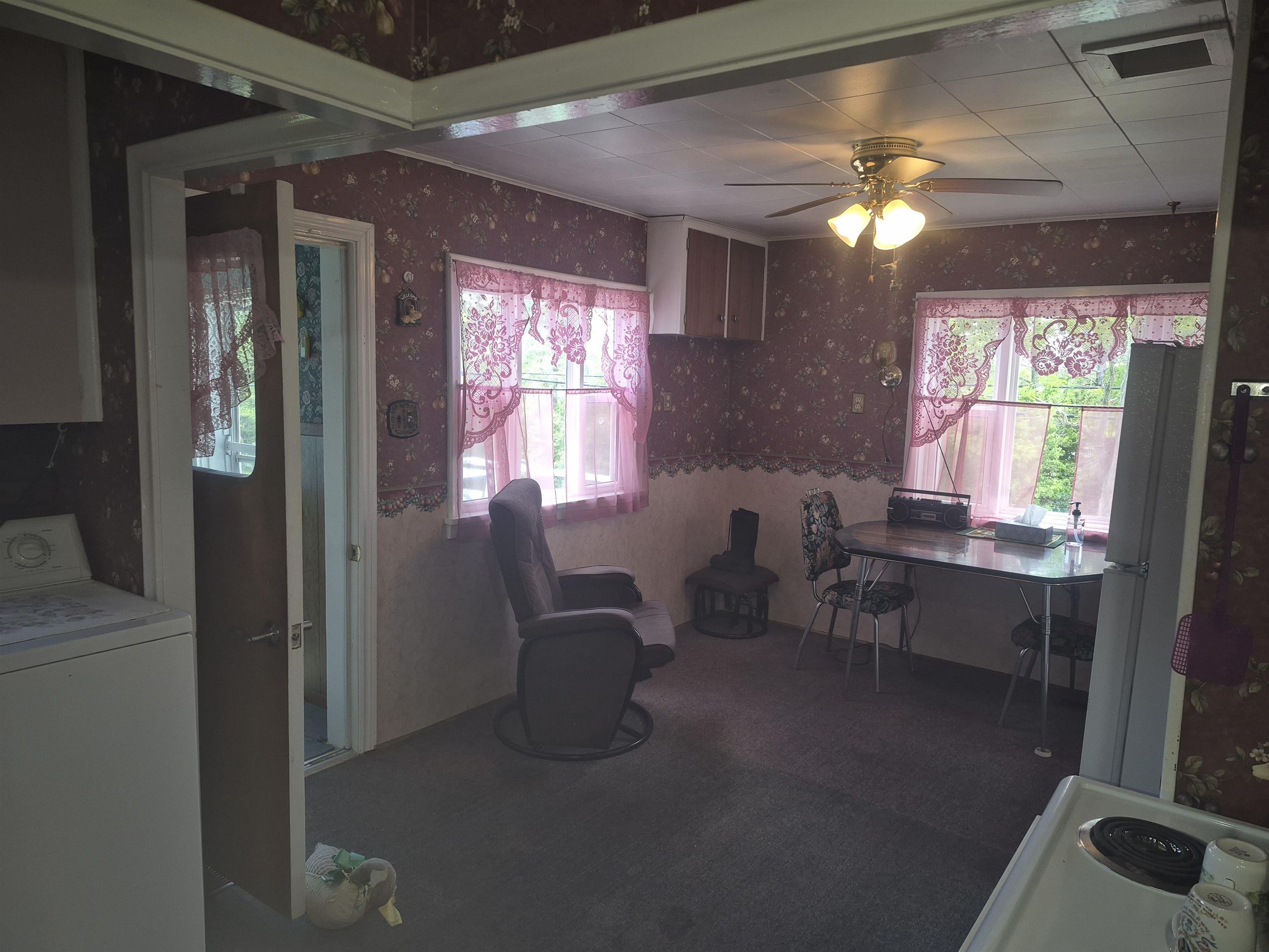 $249,999.00: 2953 Cornwall Road, Upper New Cornwall