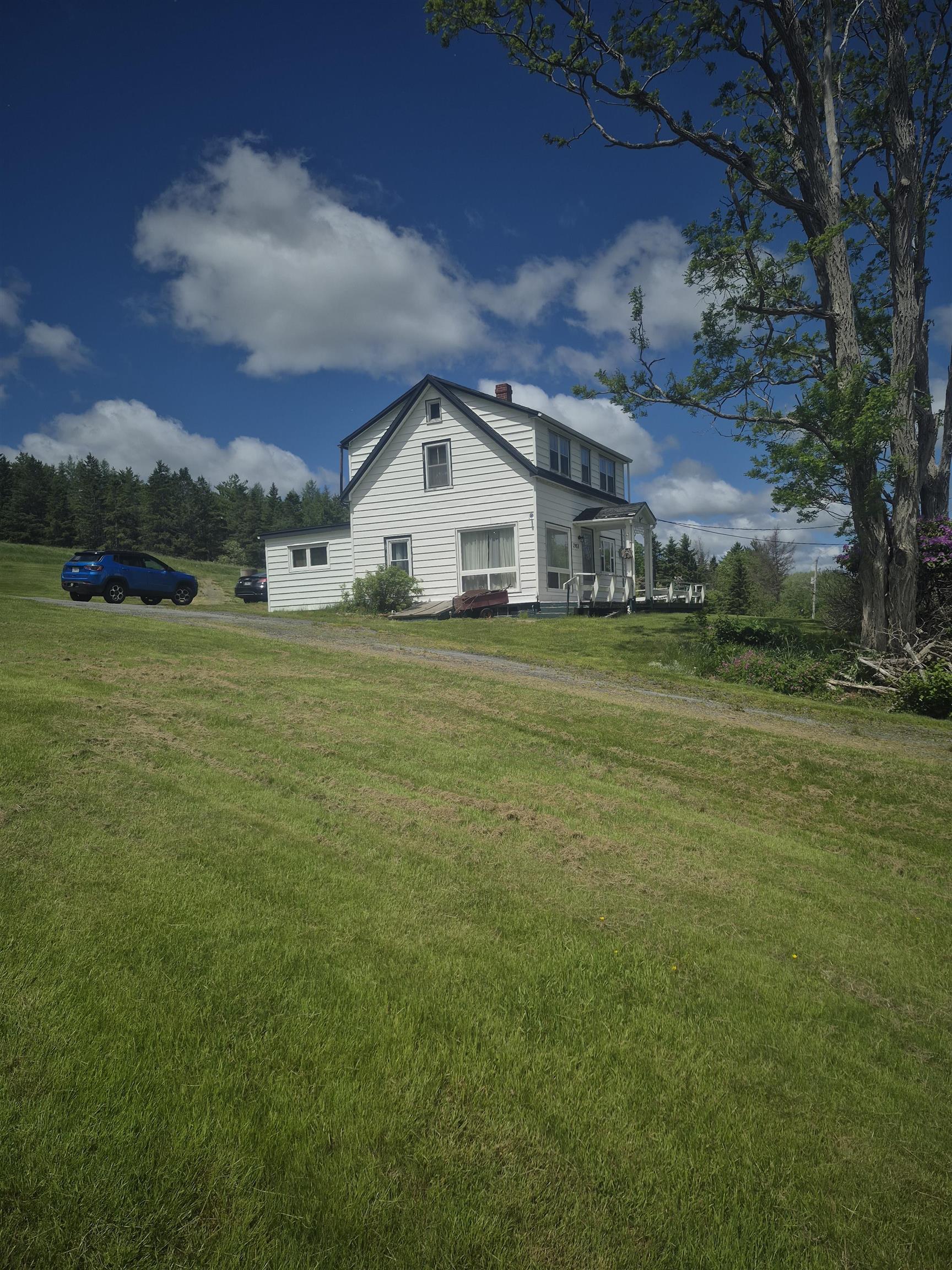 $249,999.00: 2953 Cornwall Road, Upper New Cornwall