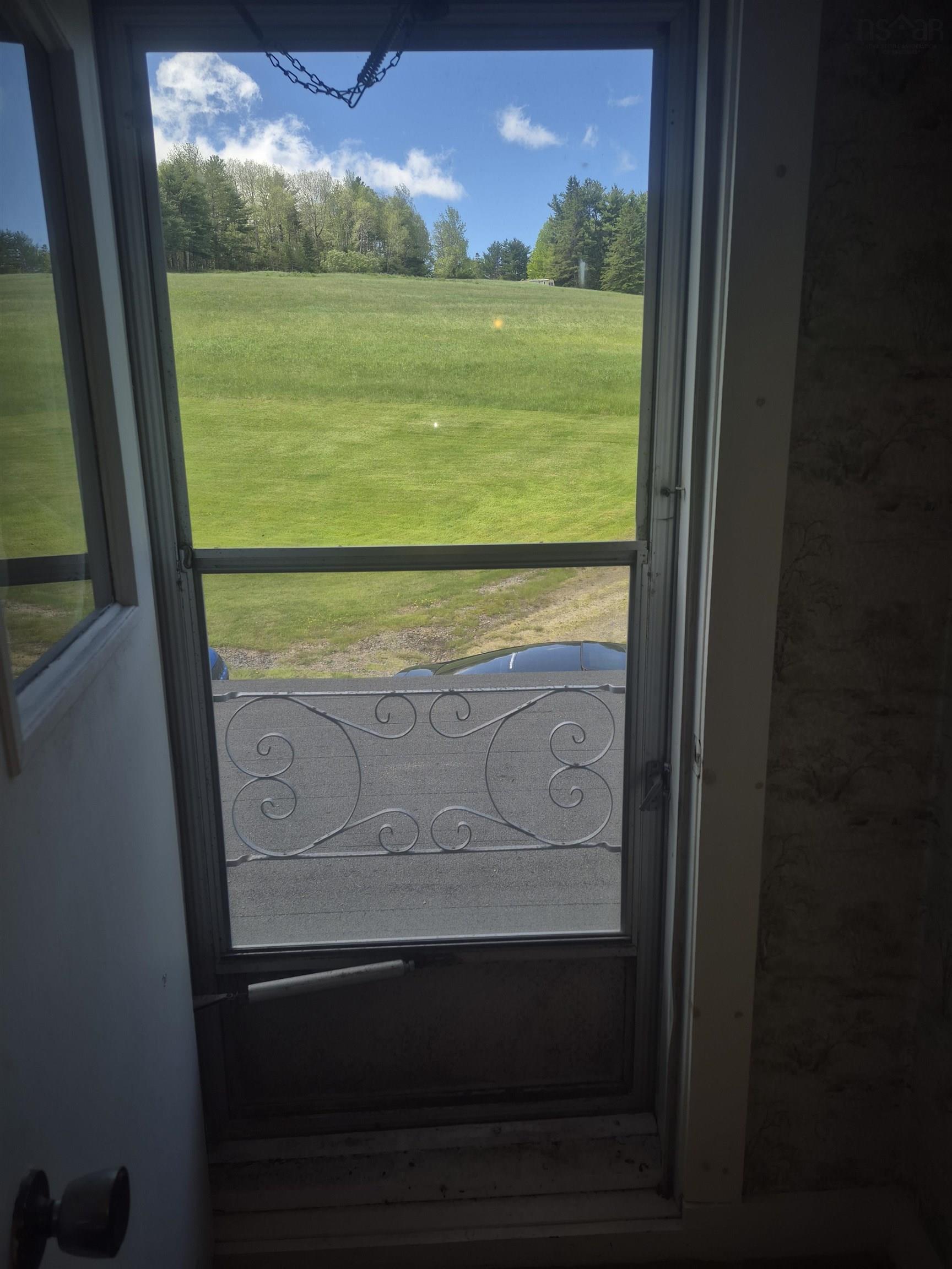 $249,999.00: 2953 Cornwall Road, Upper New Cornwall