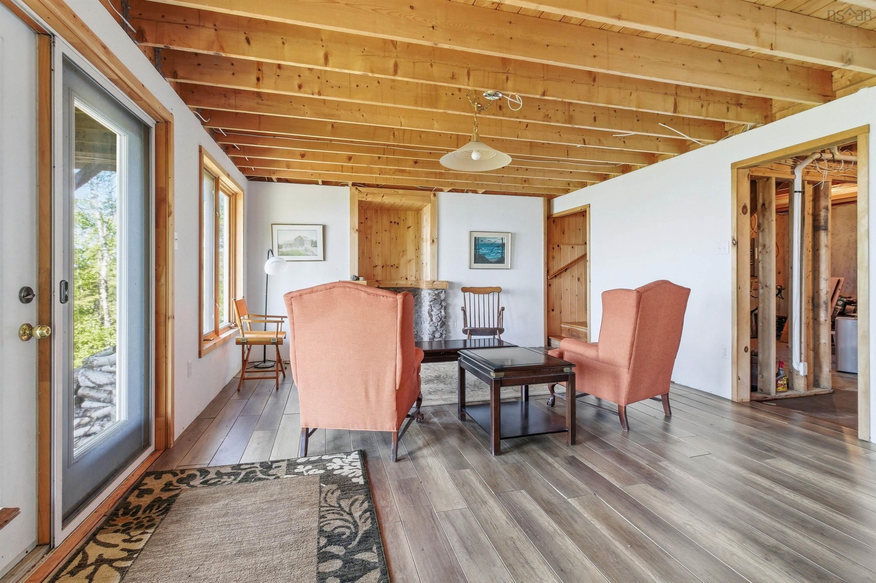 $369,000.00: 1698 West Bay Road, West Bay