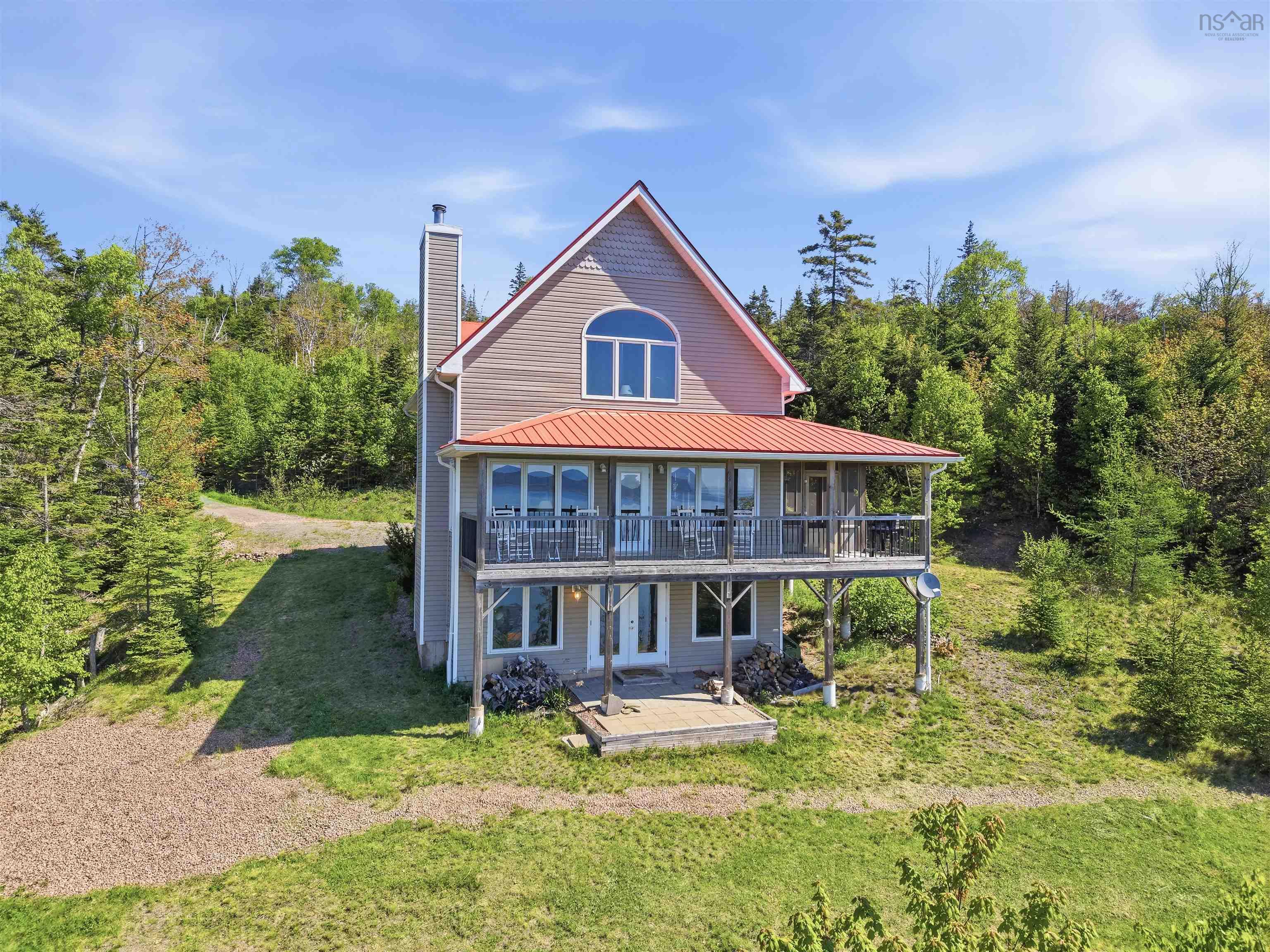 $369,000.00: 1698 West Bay Road, West Bay