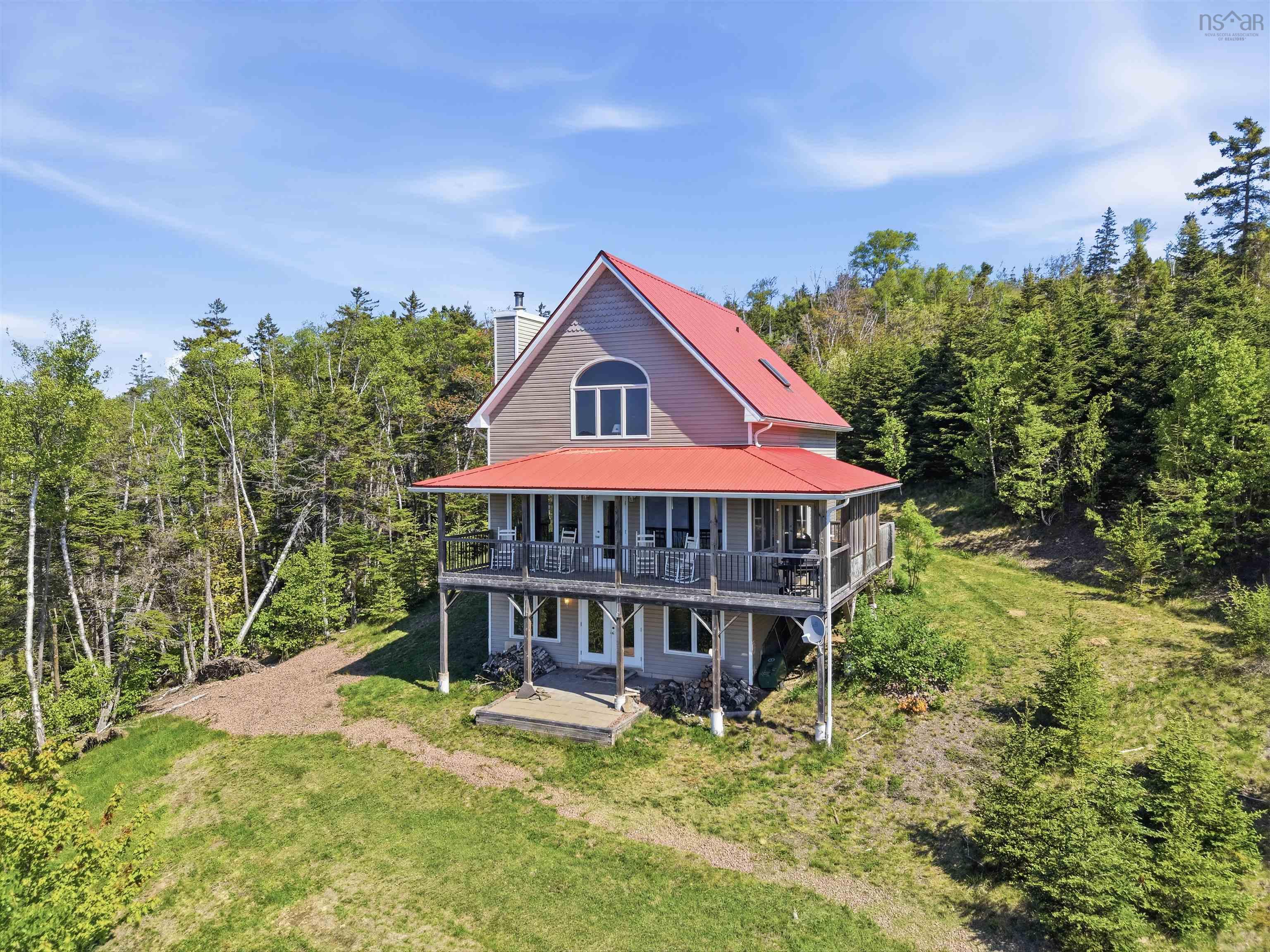 $369,000.00: 1698 West Bay Road, West Bay
