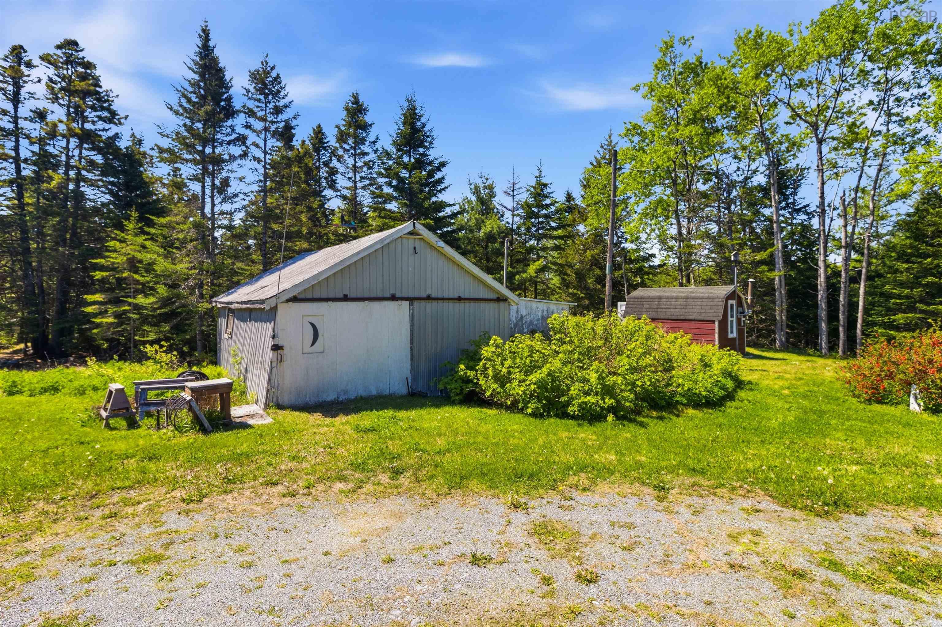 $220,000.00: 225 South Uniacke Road, South Uniacke