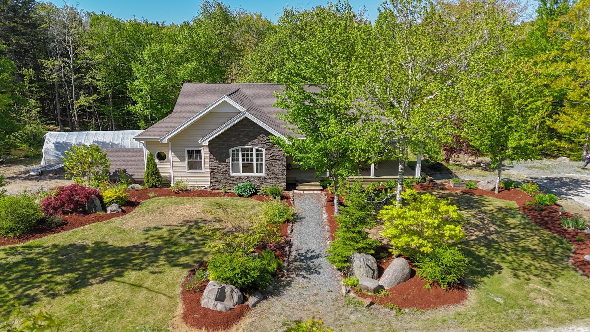 $749,900.00: 82 Lazy River Road, Conquerall Mills