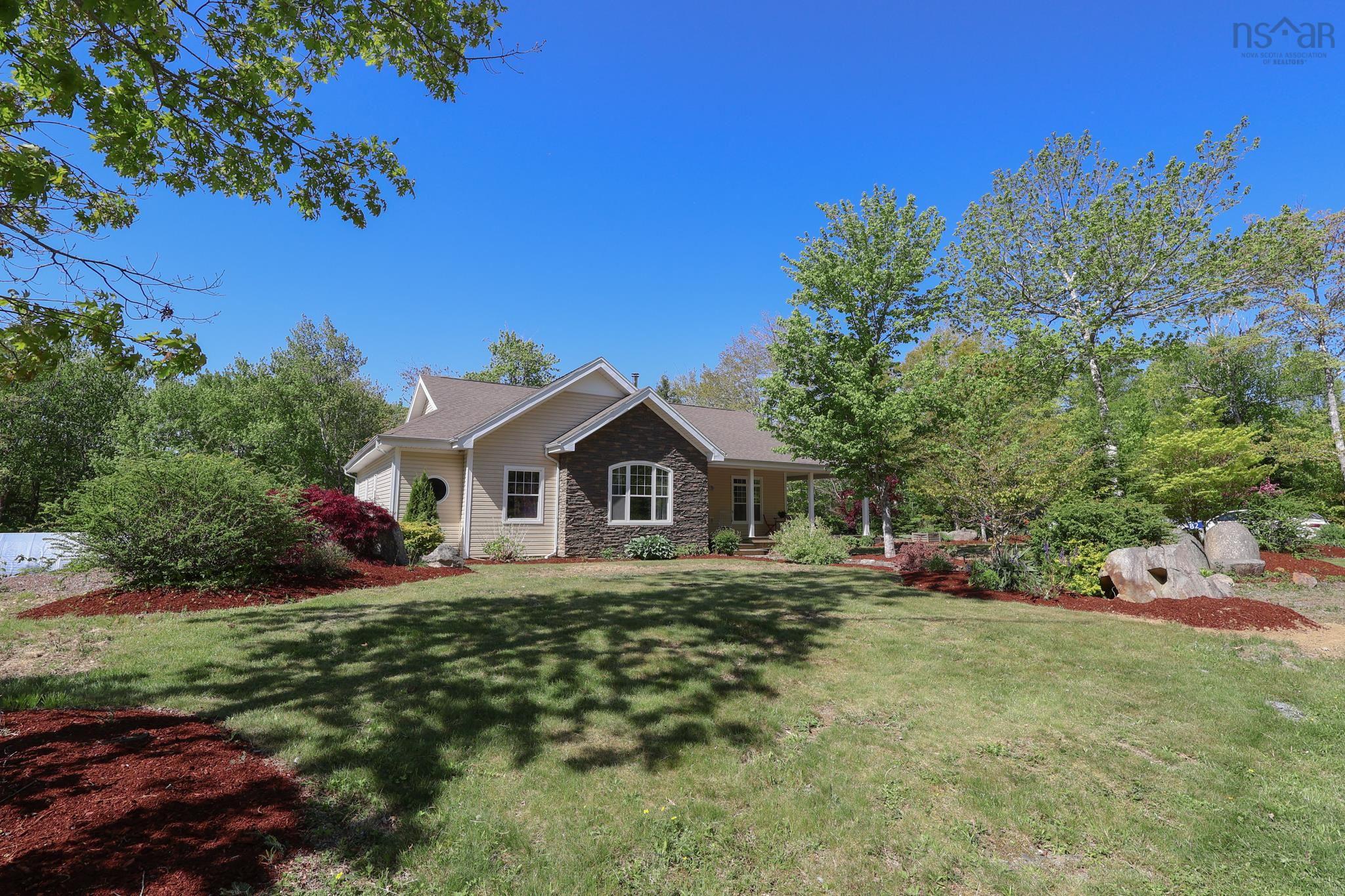 $749,900.00: 82 Lazy River Road, Conquerall Mills