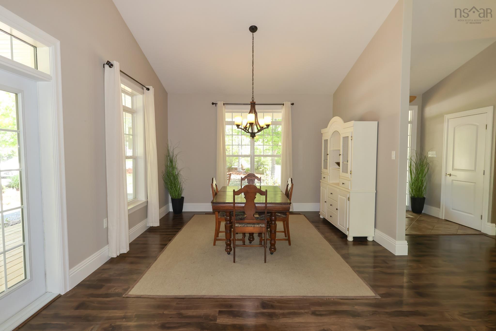$749,900.00: 82 Lazy River Road, Conquerall Mills