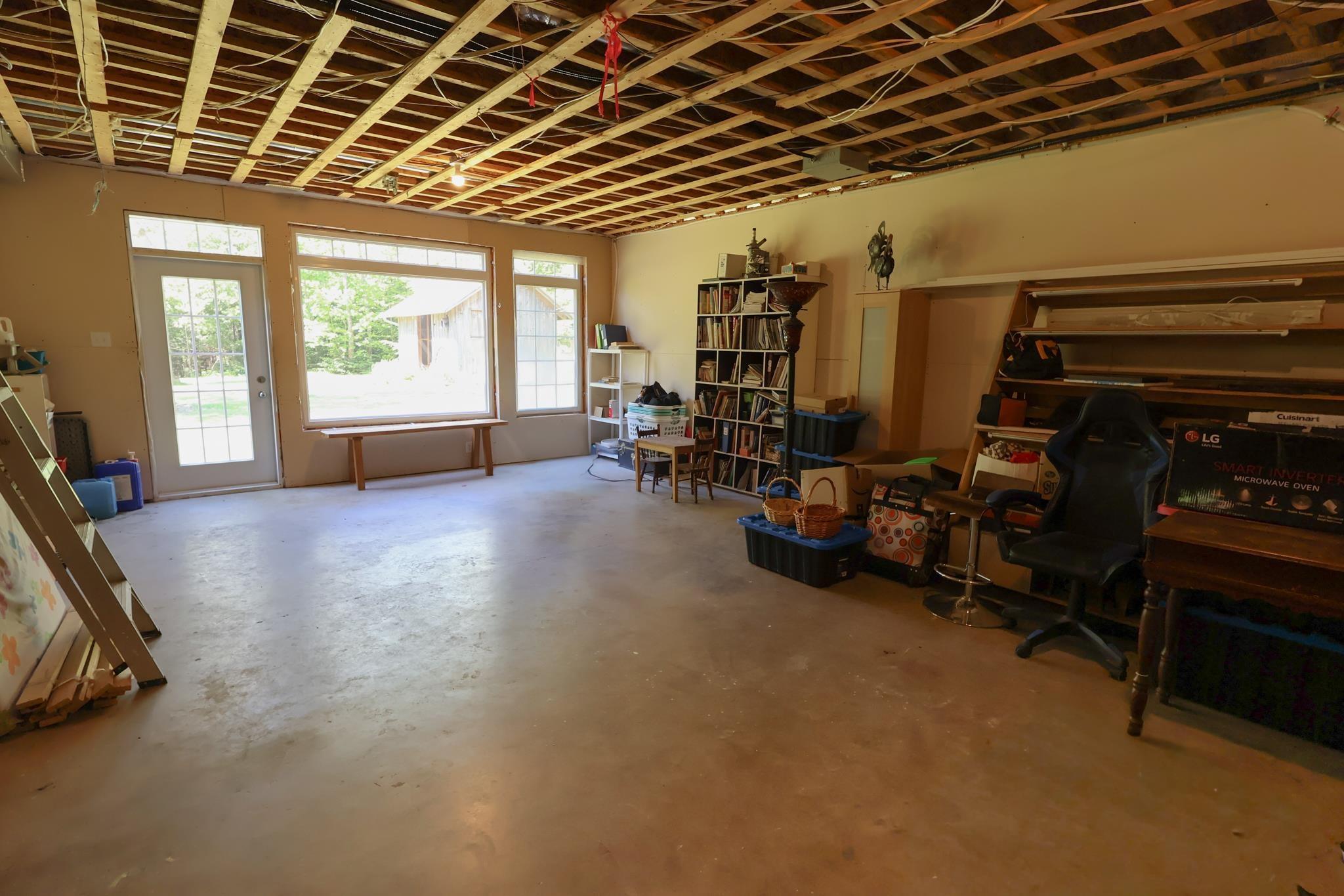 $749,900.00: 82 Lazy River Road, Conquerall Mills