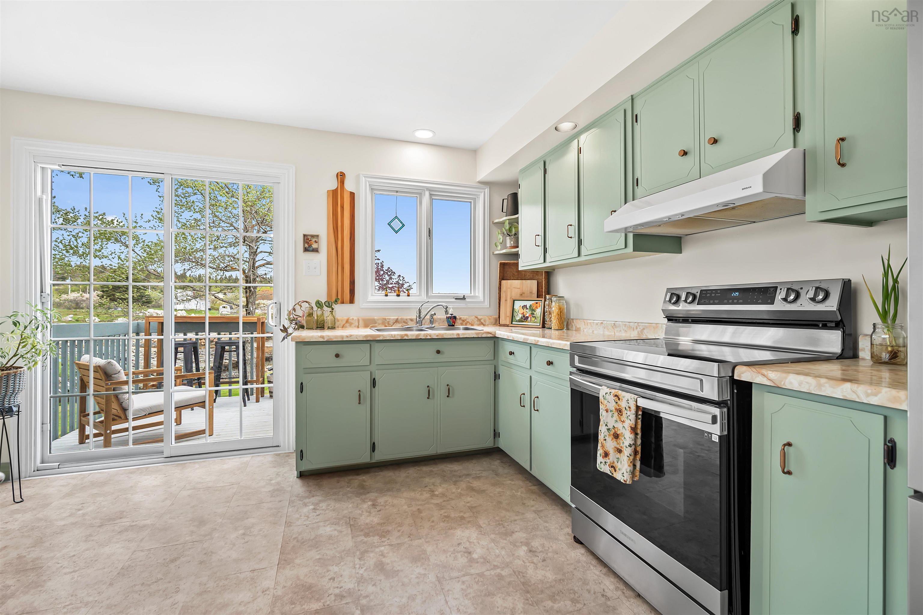 8 Harrie Drive, Terence Bay, NS (MLS 202613823)