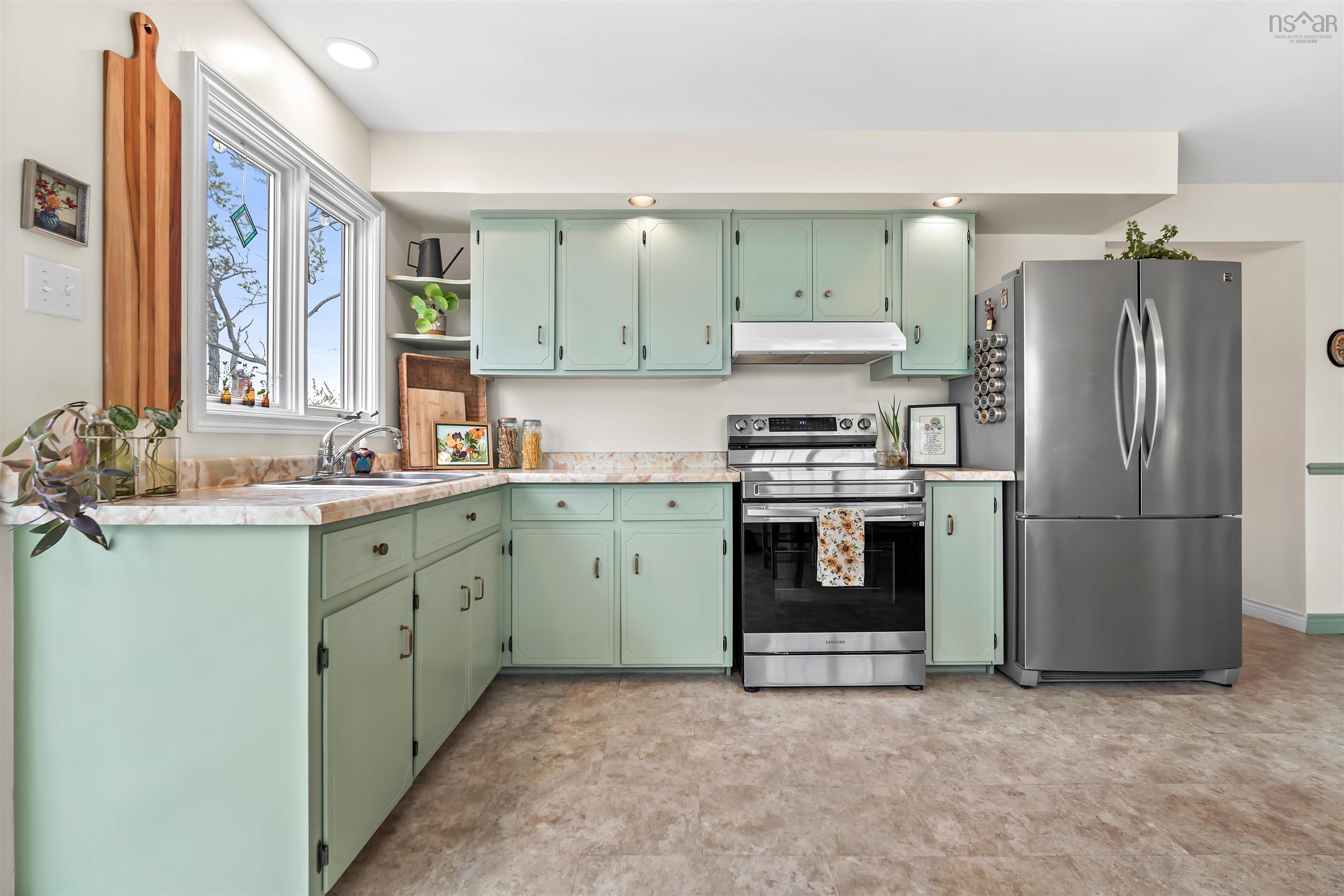 8 Harrie Drive, Terence Bay, NS (MLS 202613823)