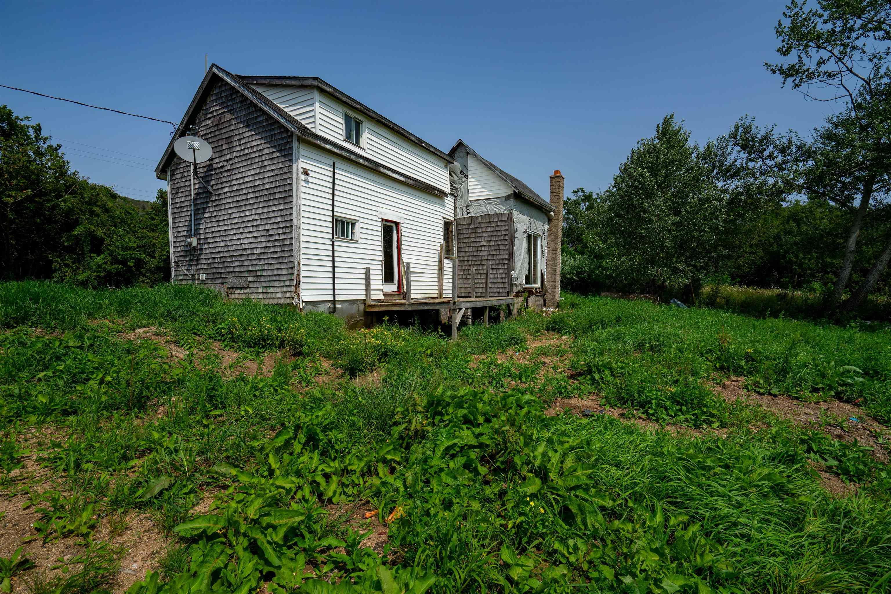 $114,600.00: 1234 Granville Road, Victoria Beach