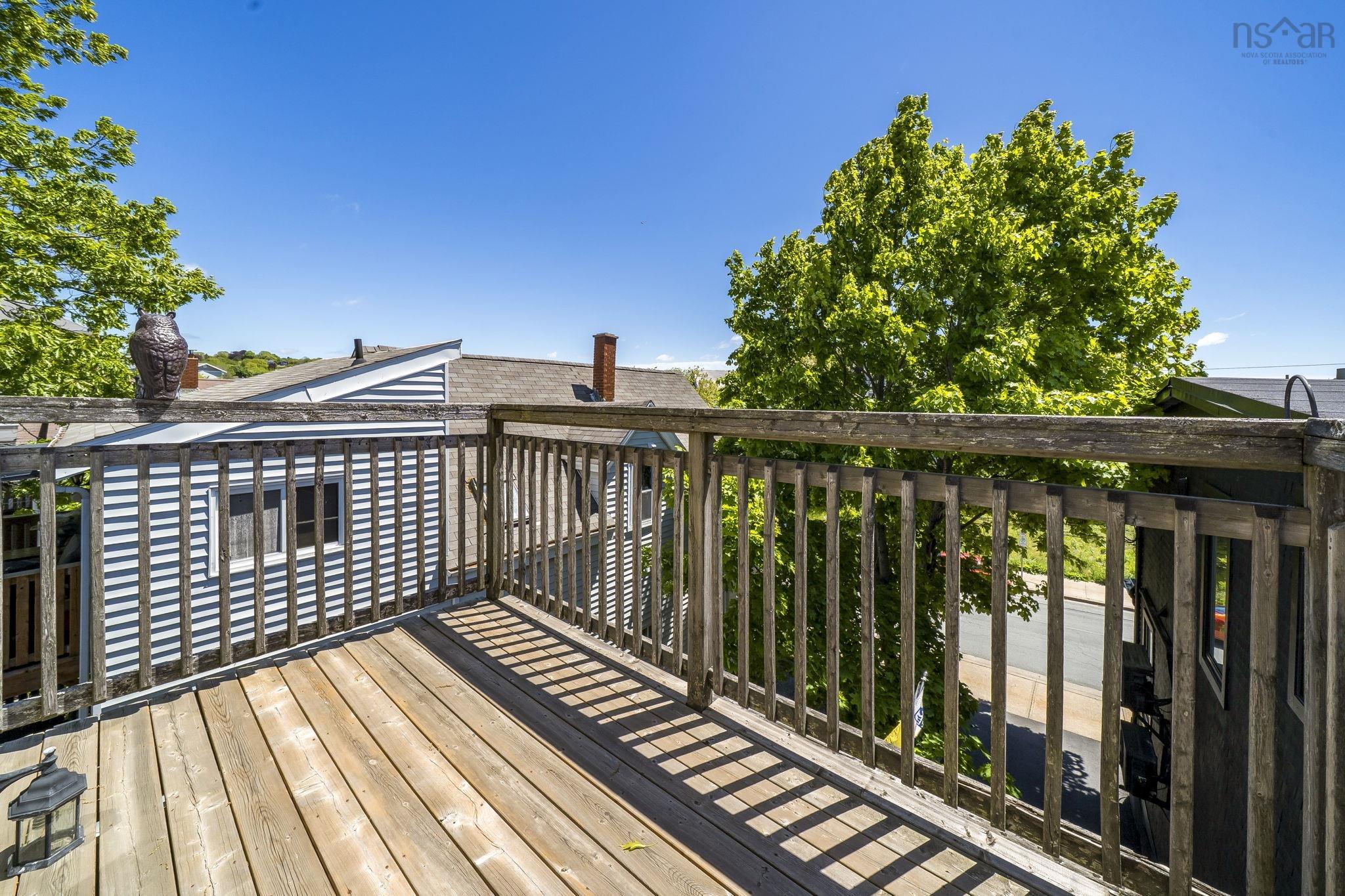 16 Victoria Road, Dartmouth, NS (MLS 202613842)