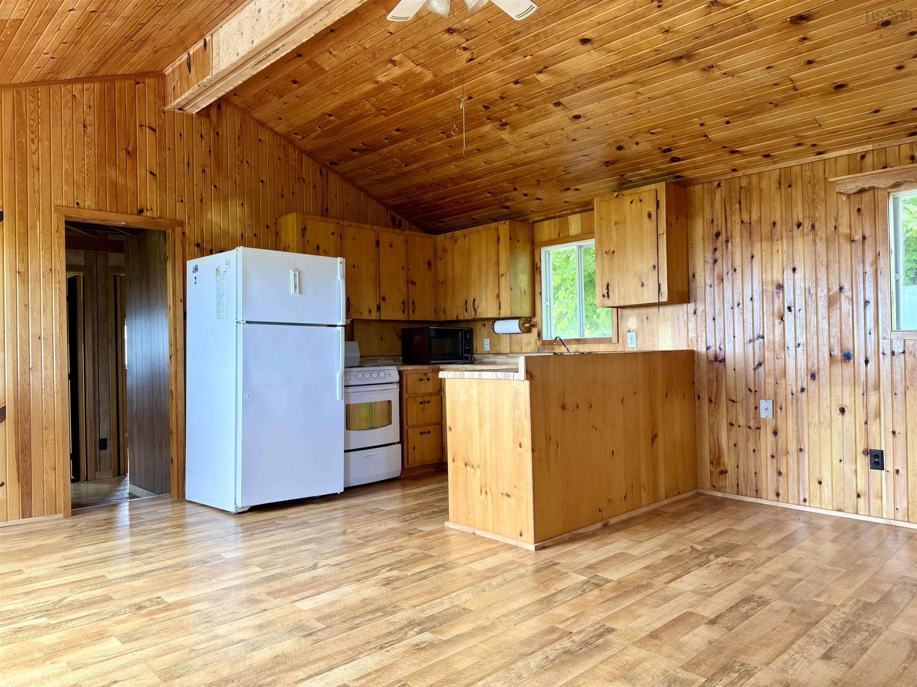 $374,900.00: 28 Hillwinds Beach Drive, Northport