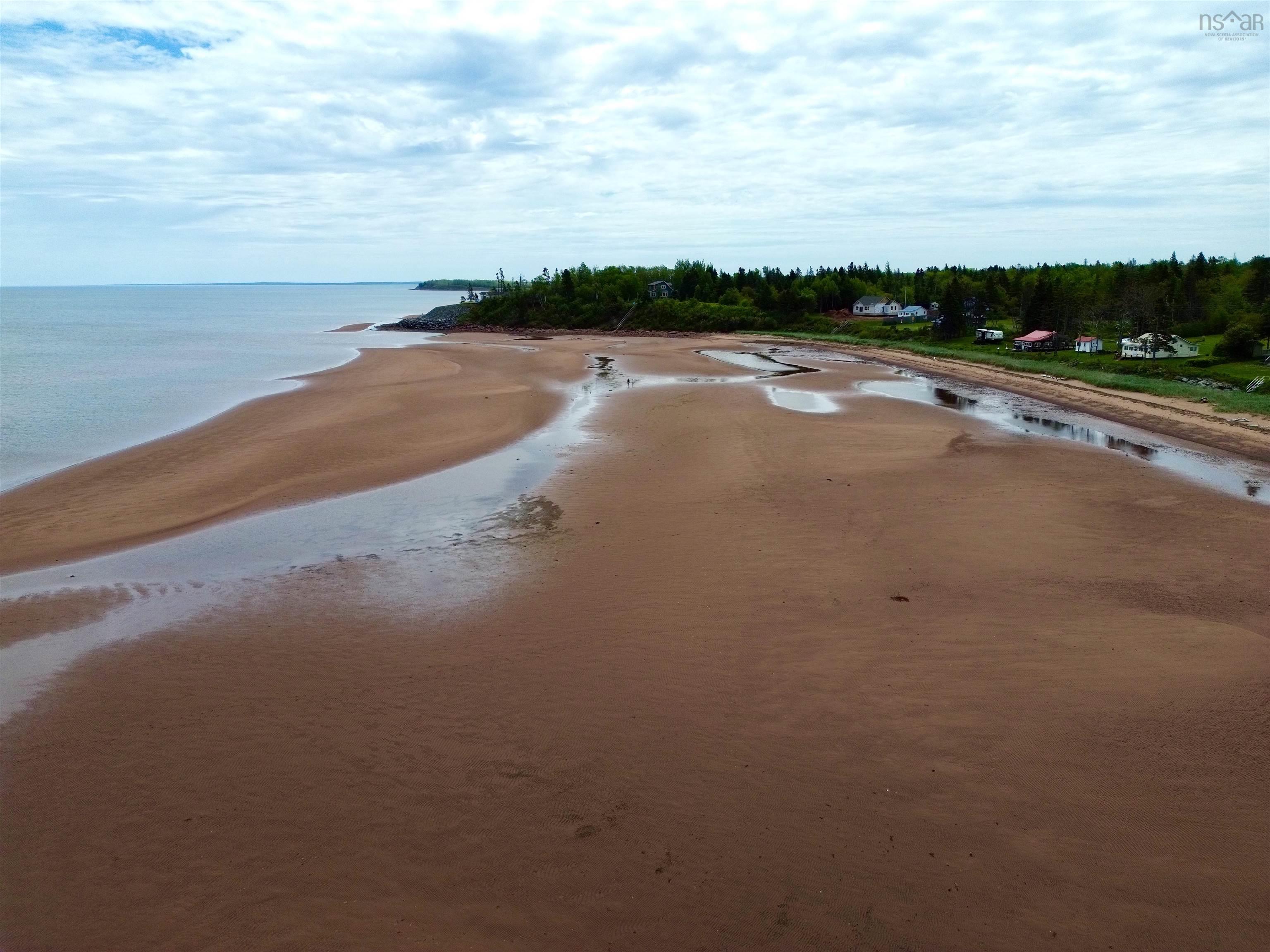 $374,900.00: 28 Hillwinds Beach Drive, Northport