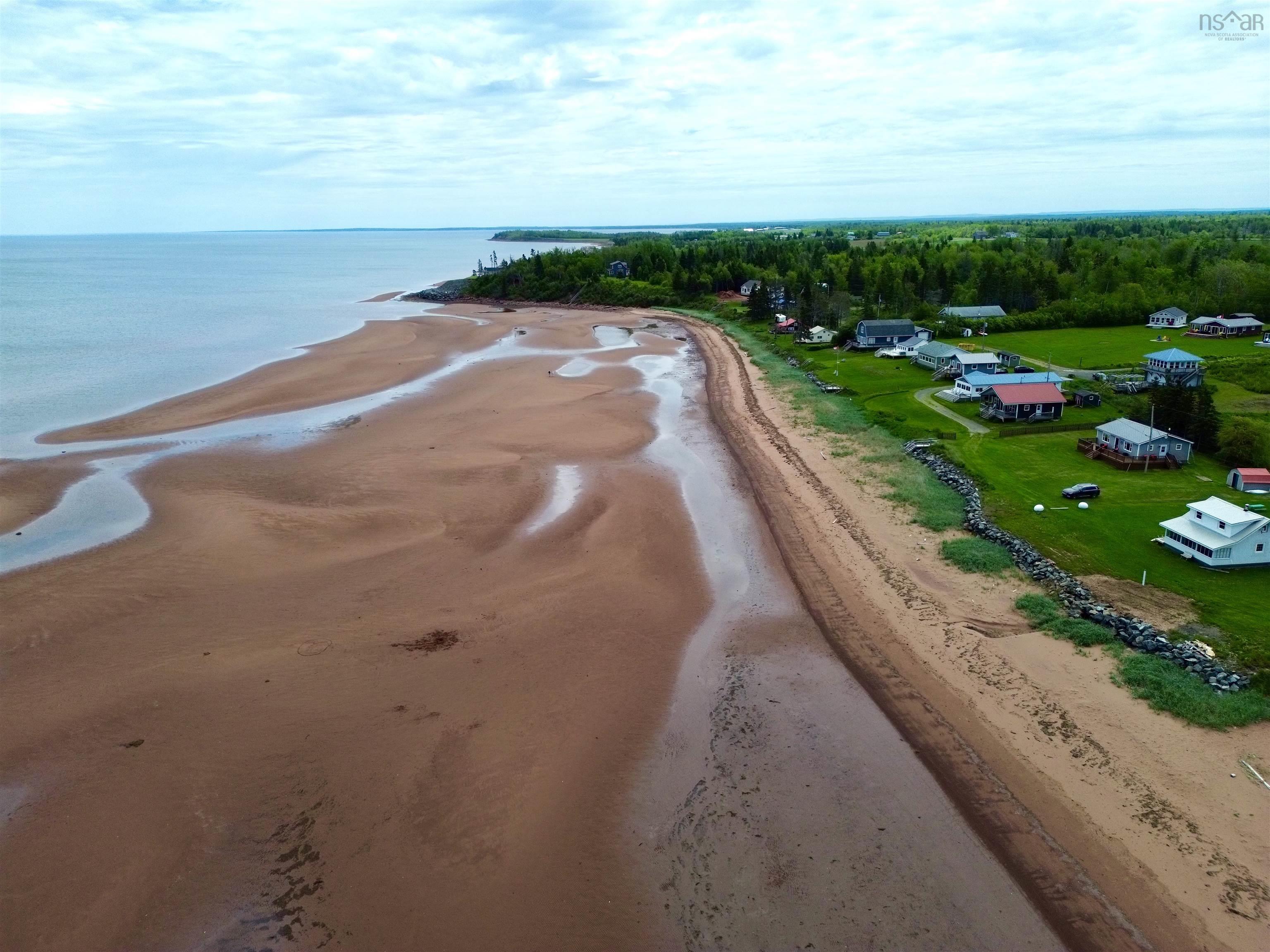 $374,900.00: 28 Hillwinds Beach Drive, Northport