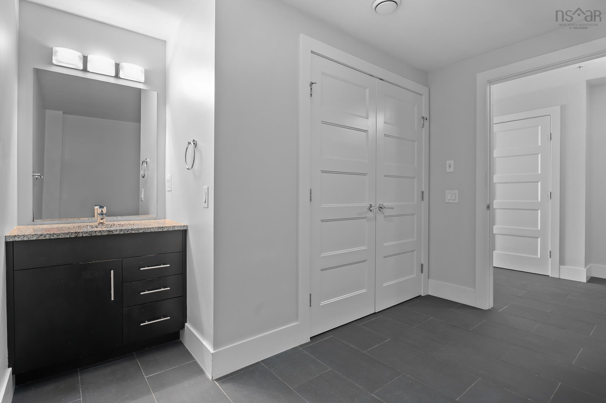1008 15 Kings Wharf Place, Dartmouth, NS (MLS 202613855)