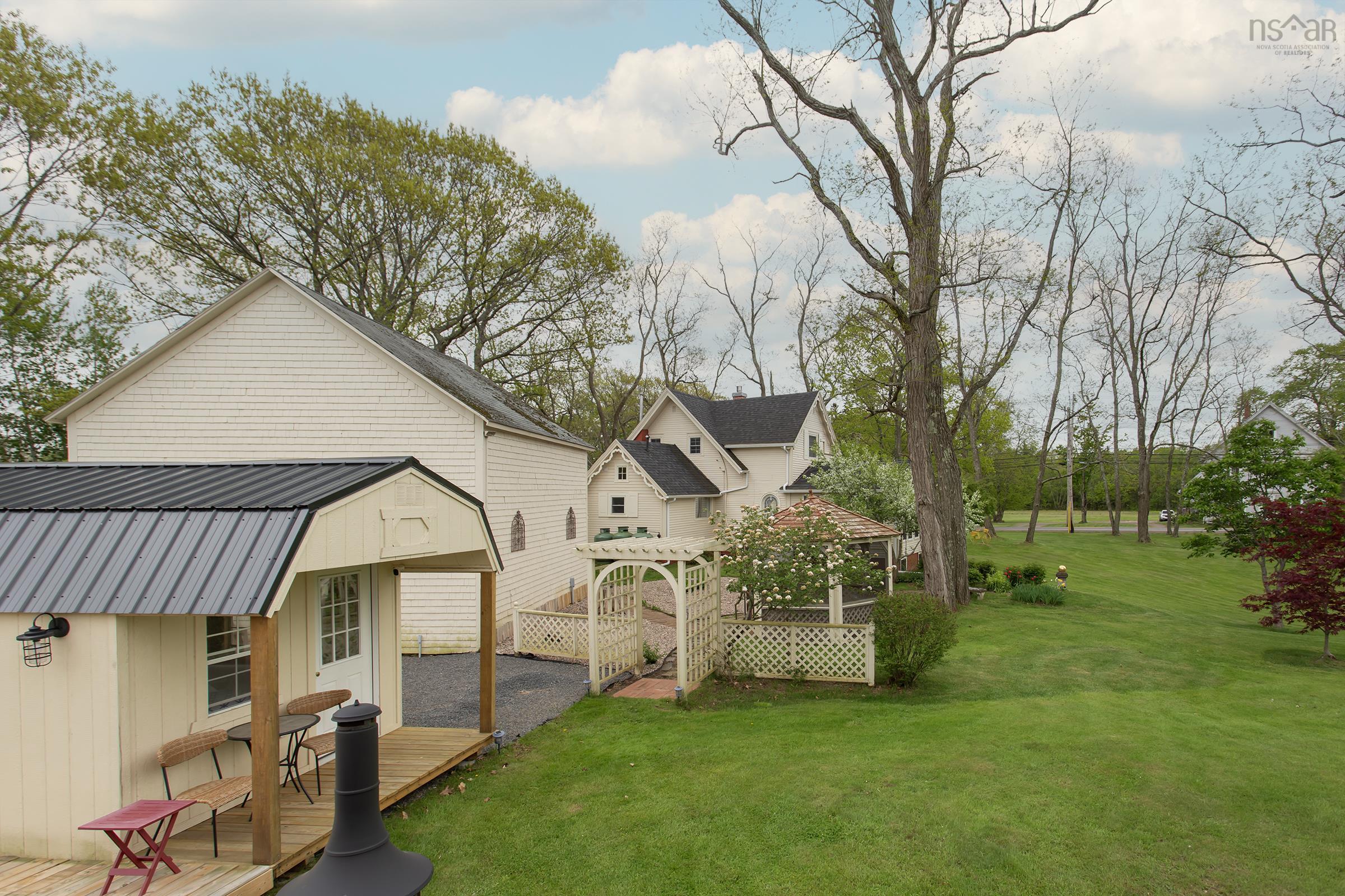 $669,900.00: 2151 Highway 1, Auburn