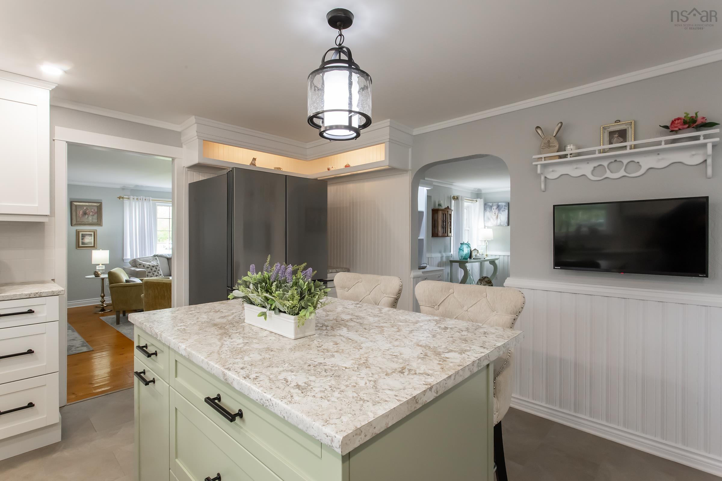 $669,900.00: 2151 Highway 1, Auburn