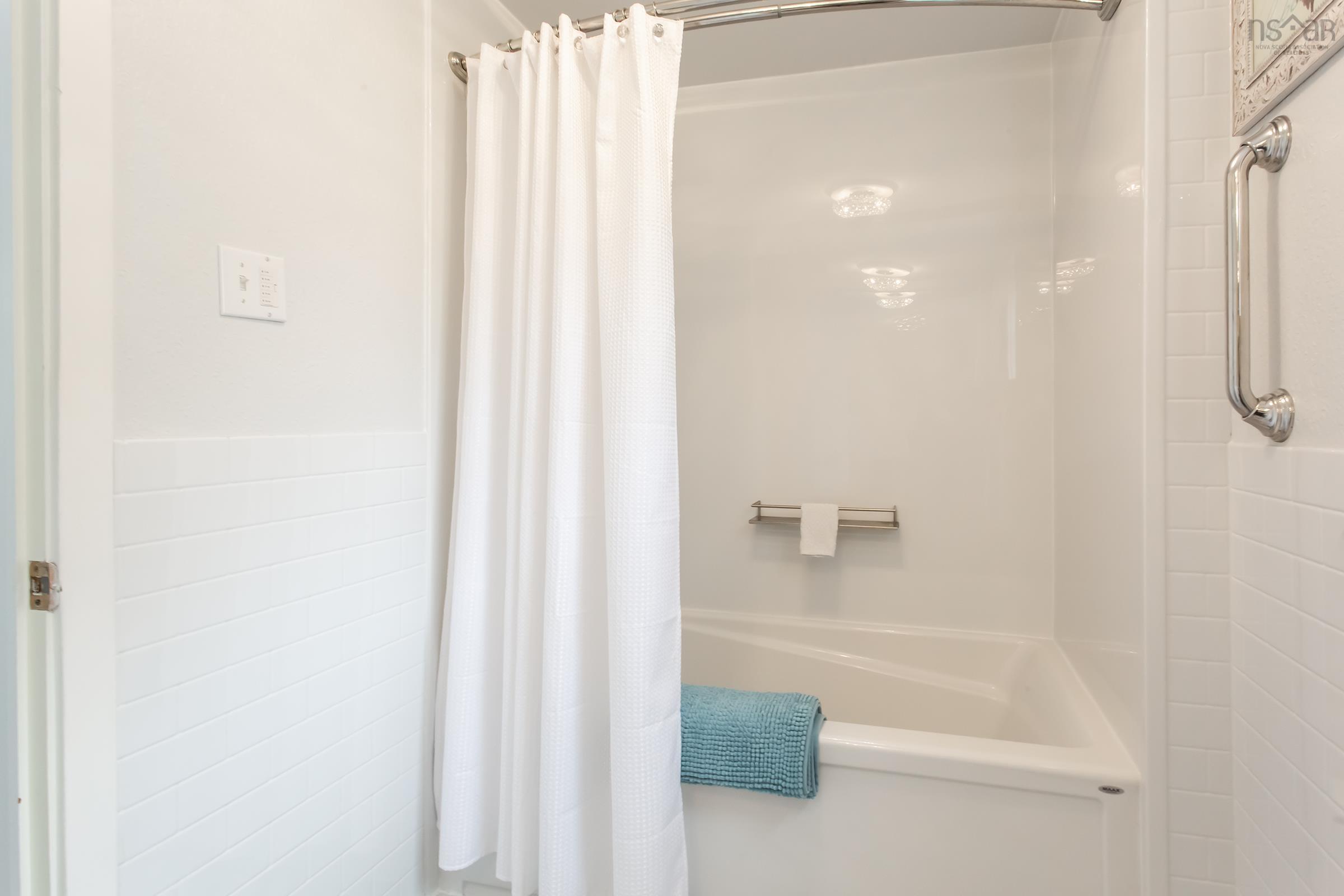 $669,900.00: 2151 Highway 1, Auburn