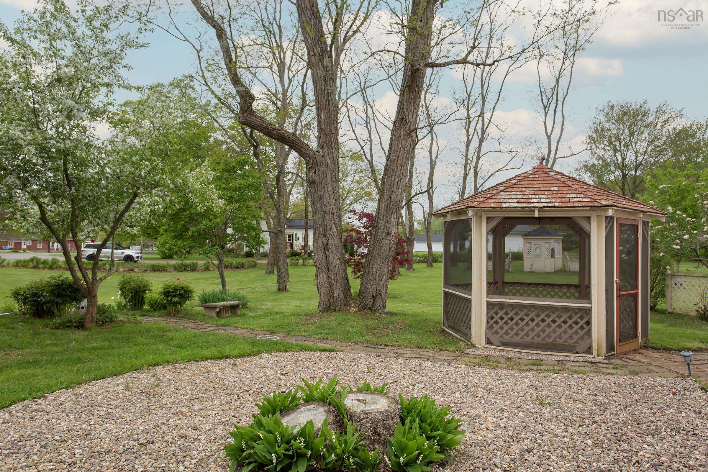 $669,900.00: 2151 Highway 1, Auburn