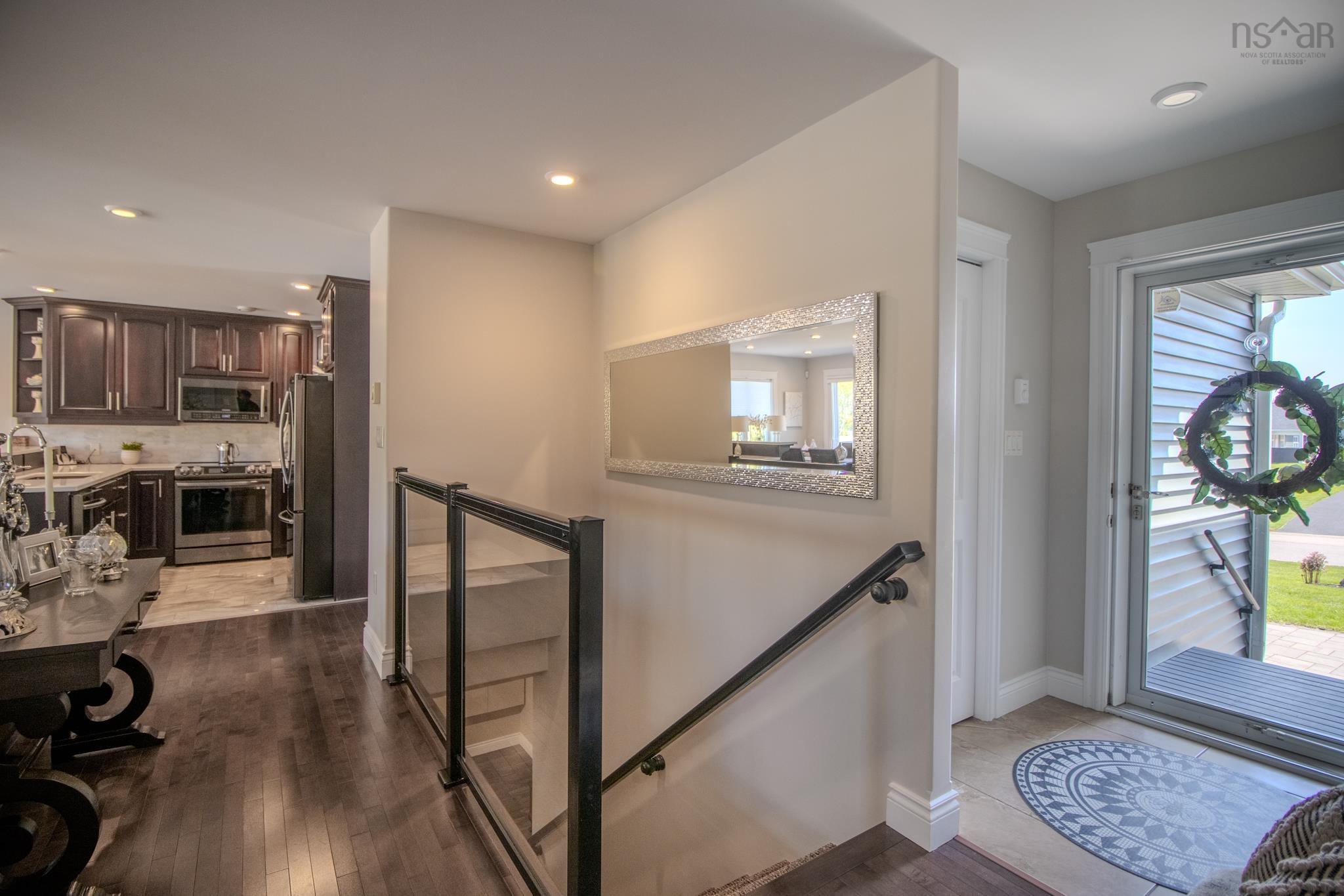 $679,000.00: 70 Mariner Drive, Westmount