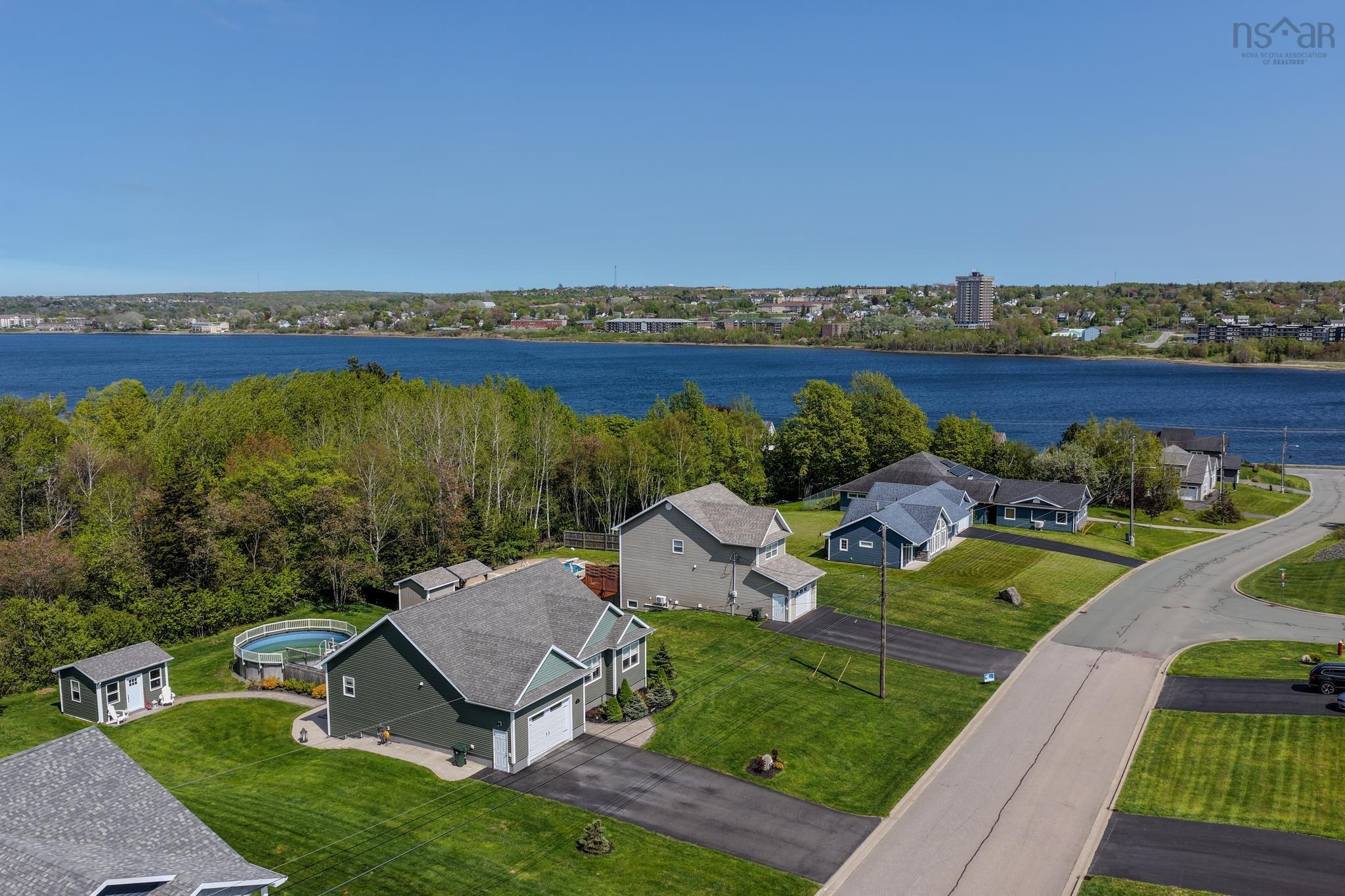 $679,000.00: 70 Mariner Drive, Westmount