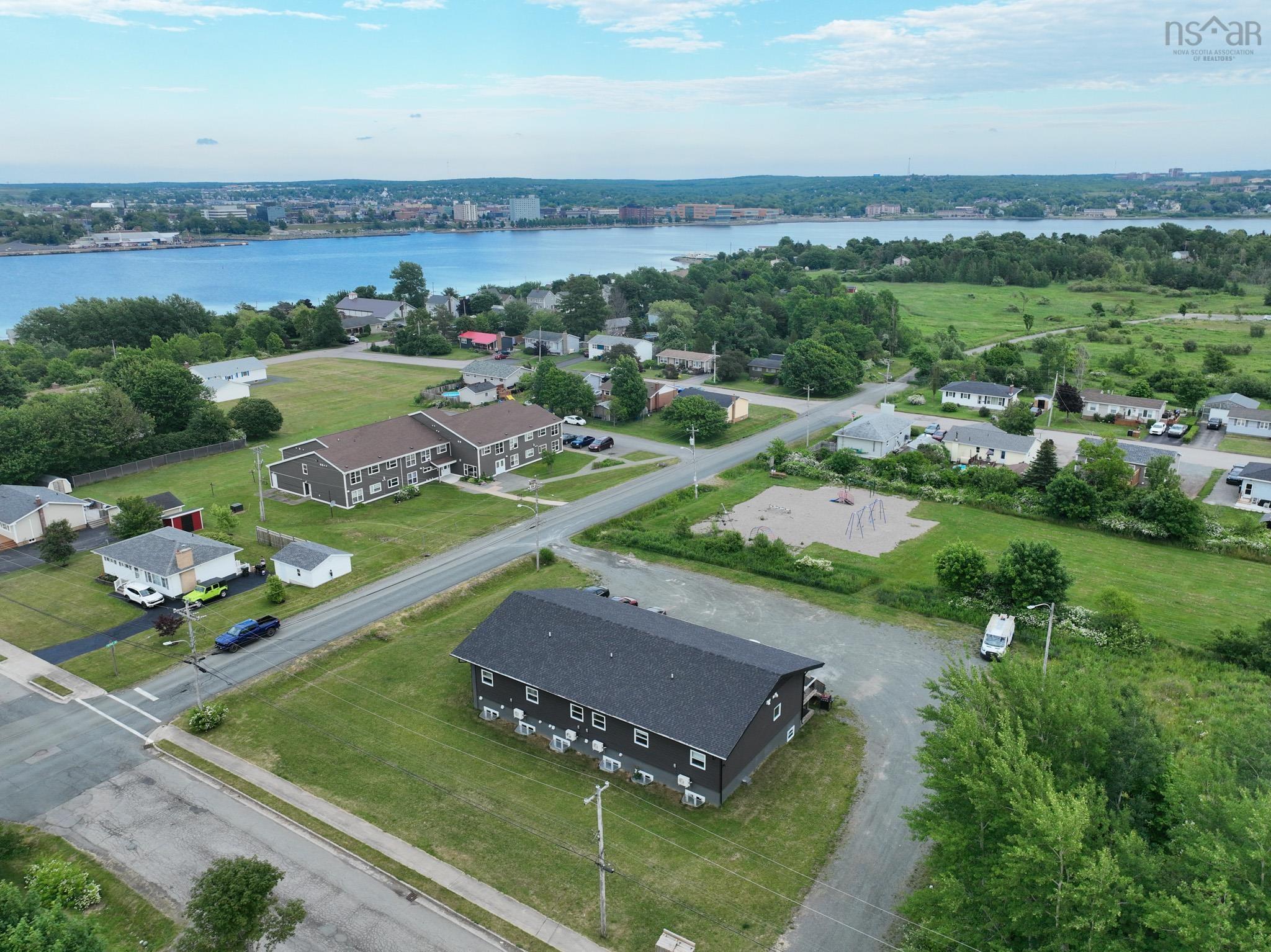 $995,000.00: 95 Sunnydale Drive, Westmount