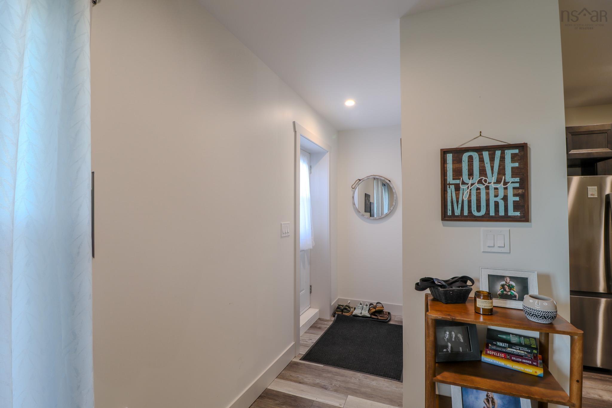 $995,000.00: 95 Sunnydale Drive, Westmount