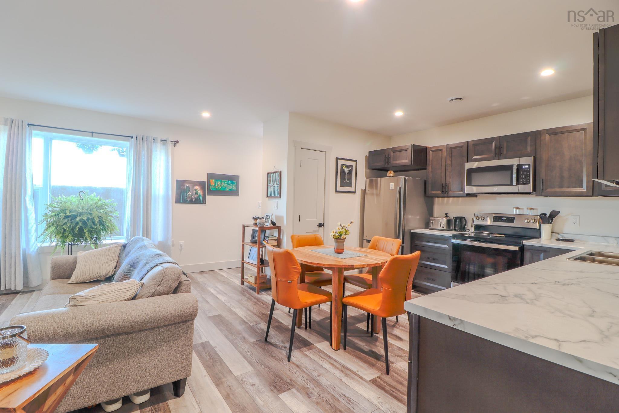 $995,000.00: 95 Sunnydale Drive, Westmount