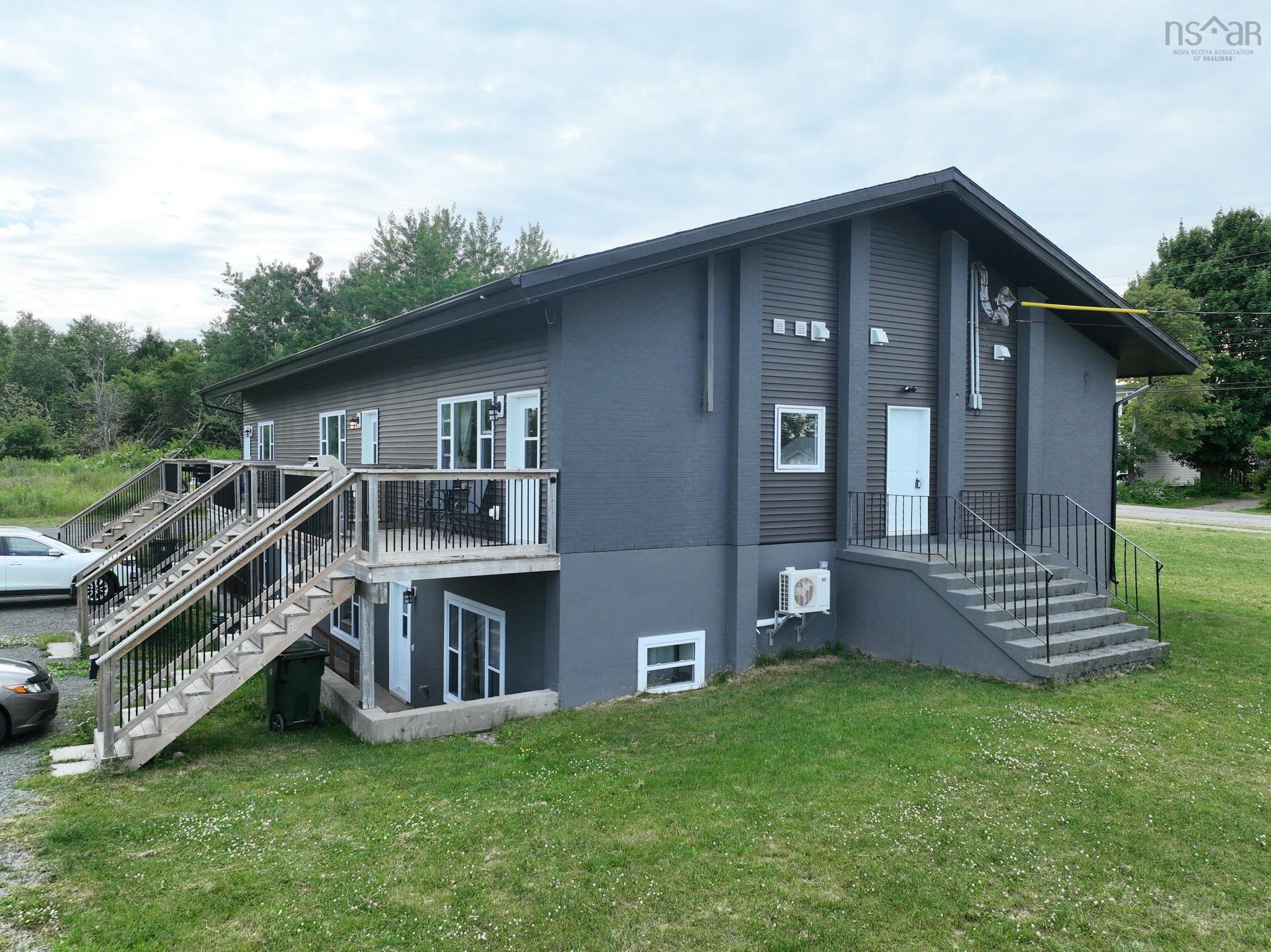 $995,000.00: 95 Sunnydale Drive, Westmount
