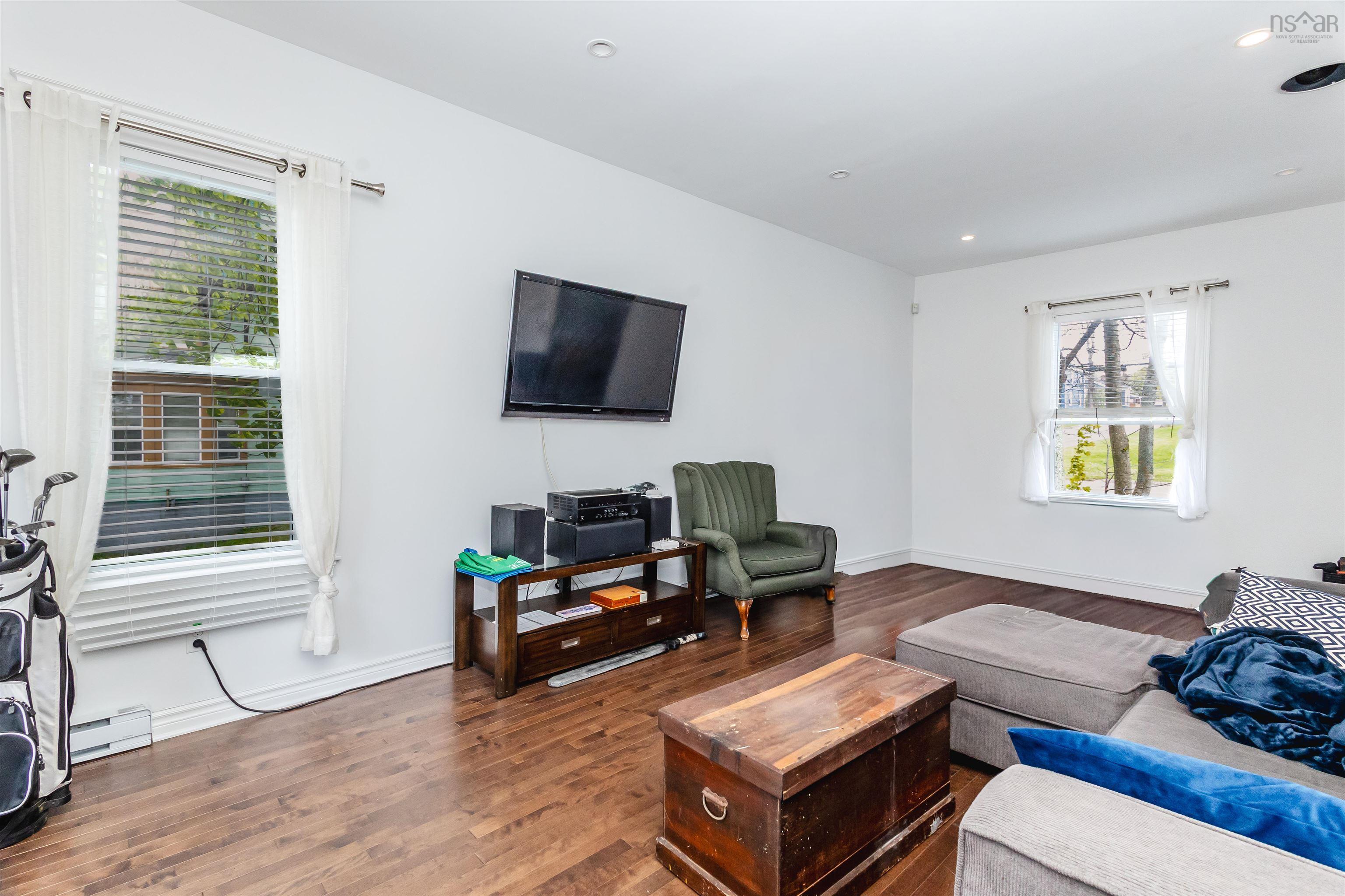 $369,900.00: 49 George Street, Sydney