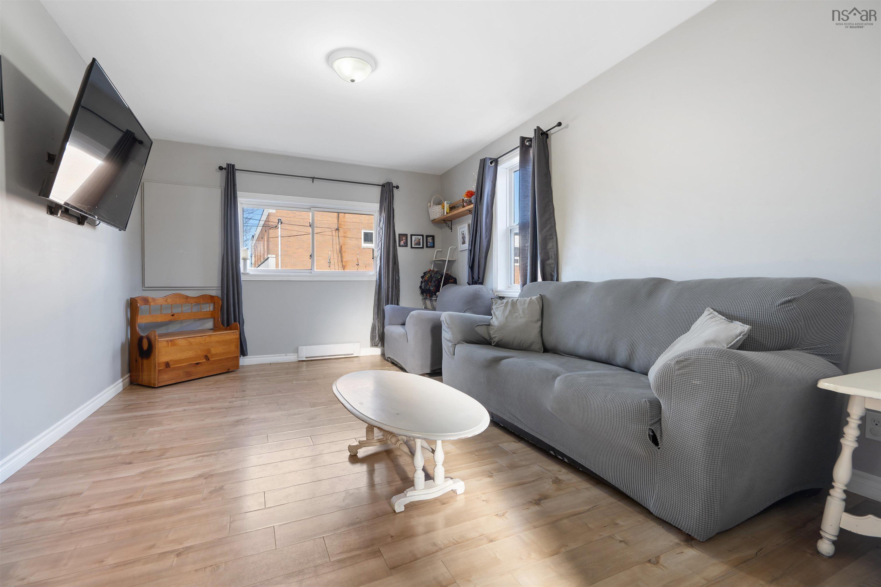 $215,000.00: 5 Forge Street, Trenton