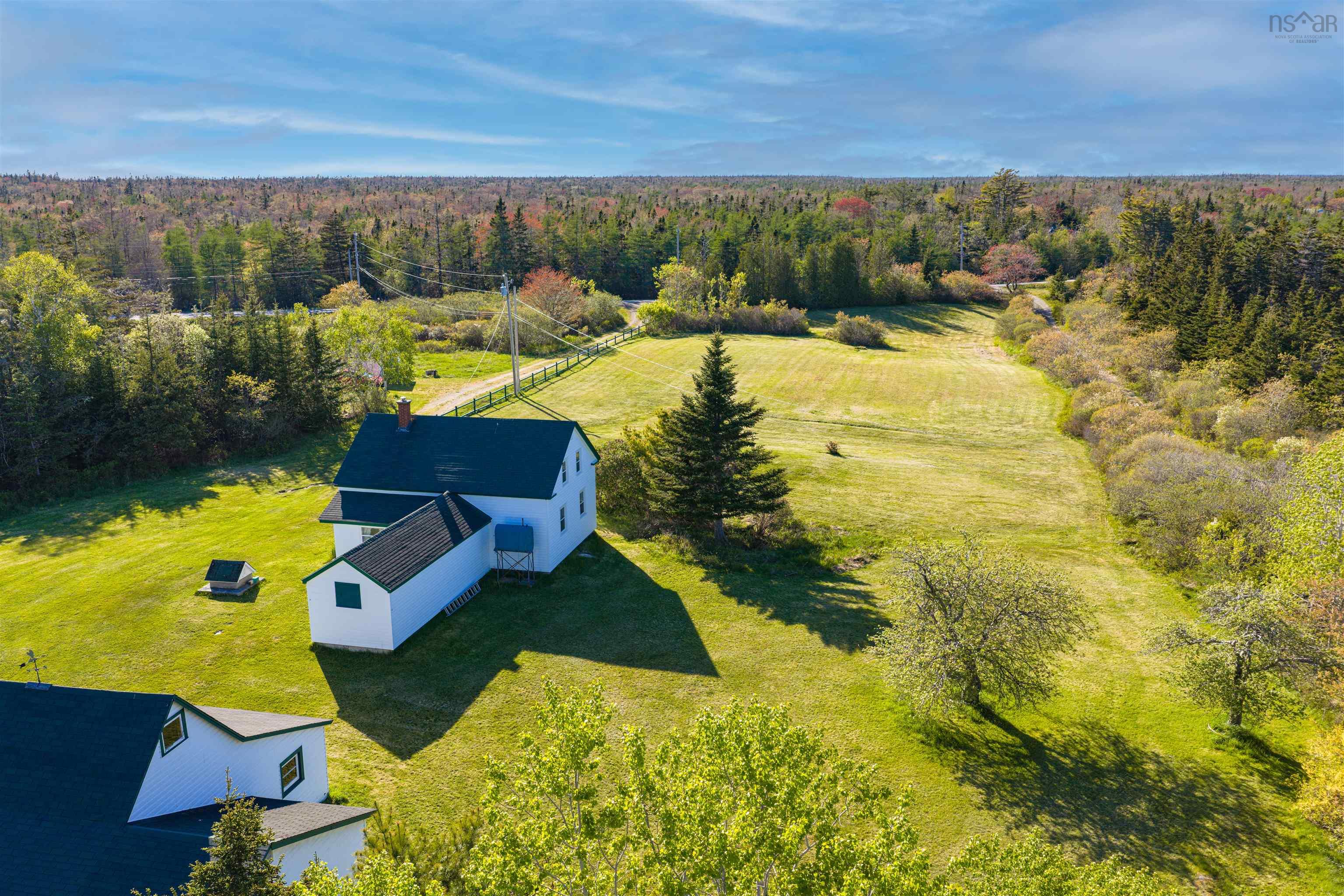 $335,000.00: 4873 Shore Road, North East Harbour