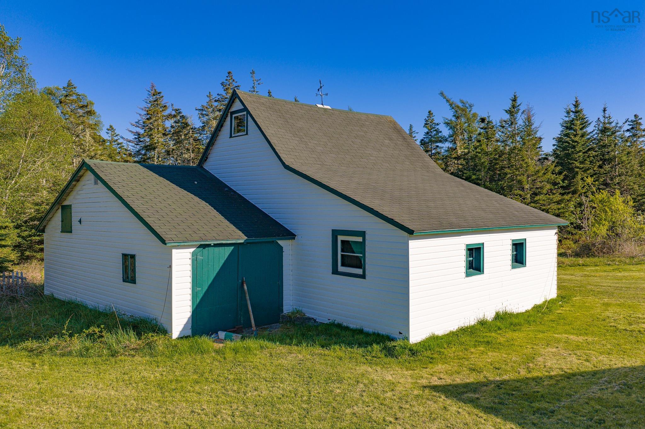 $335,000.00: 4873 Shore Road, North East Harbour