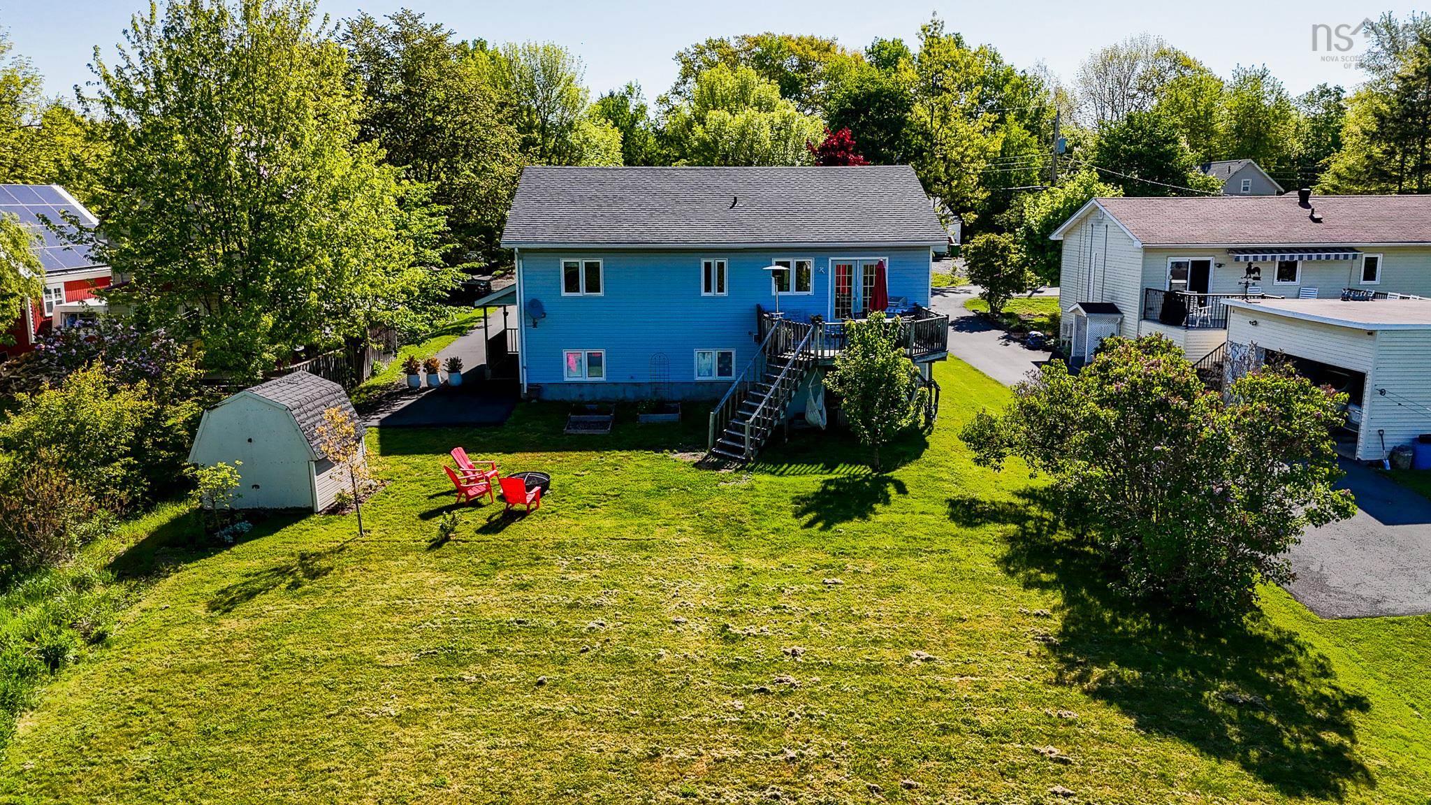 $645,000.00: 8 Iona Road, Wolfville