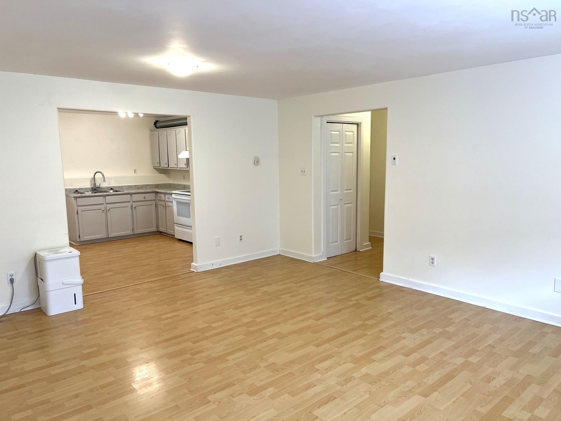 $645,000.00: 8 Iona Road, Wolfville